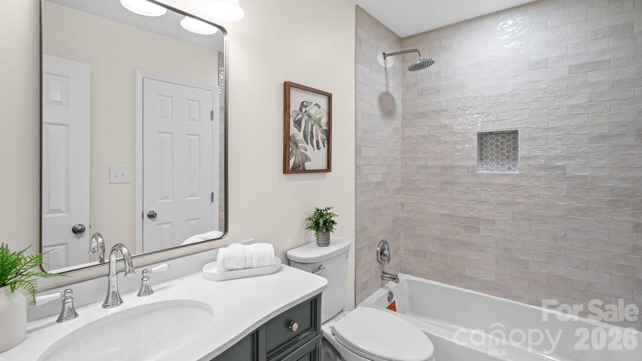 2703 Quailrush Road — Charlotte