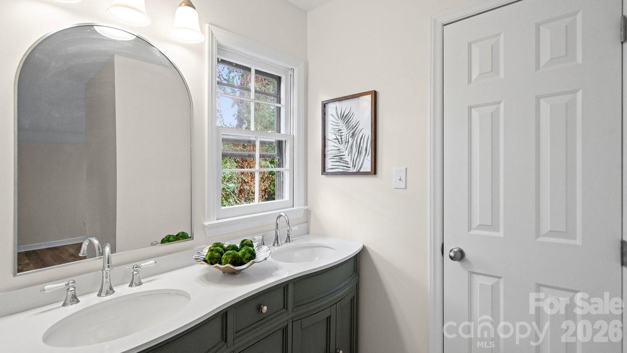 2703 Quailrush Road — Charlotte