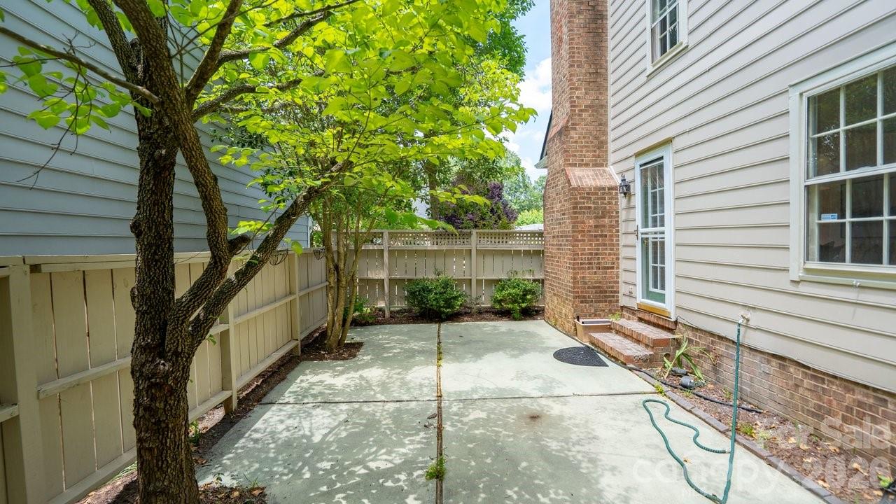 2703 Quailrush Road — Charlotte