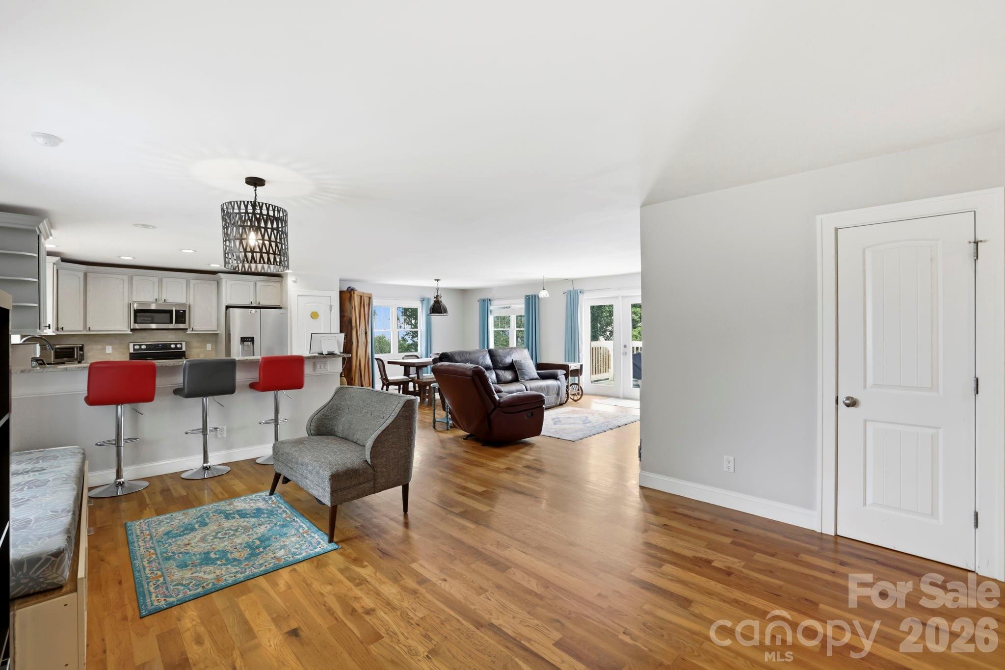 26 Crestwood Drive — Arden