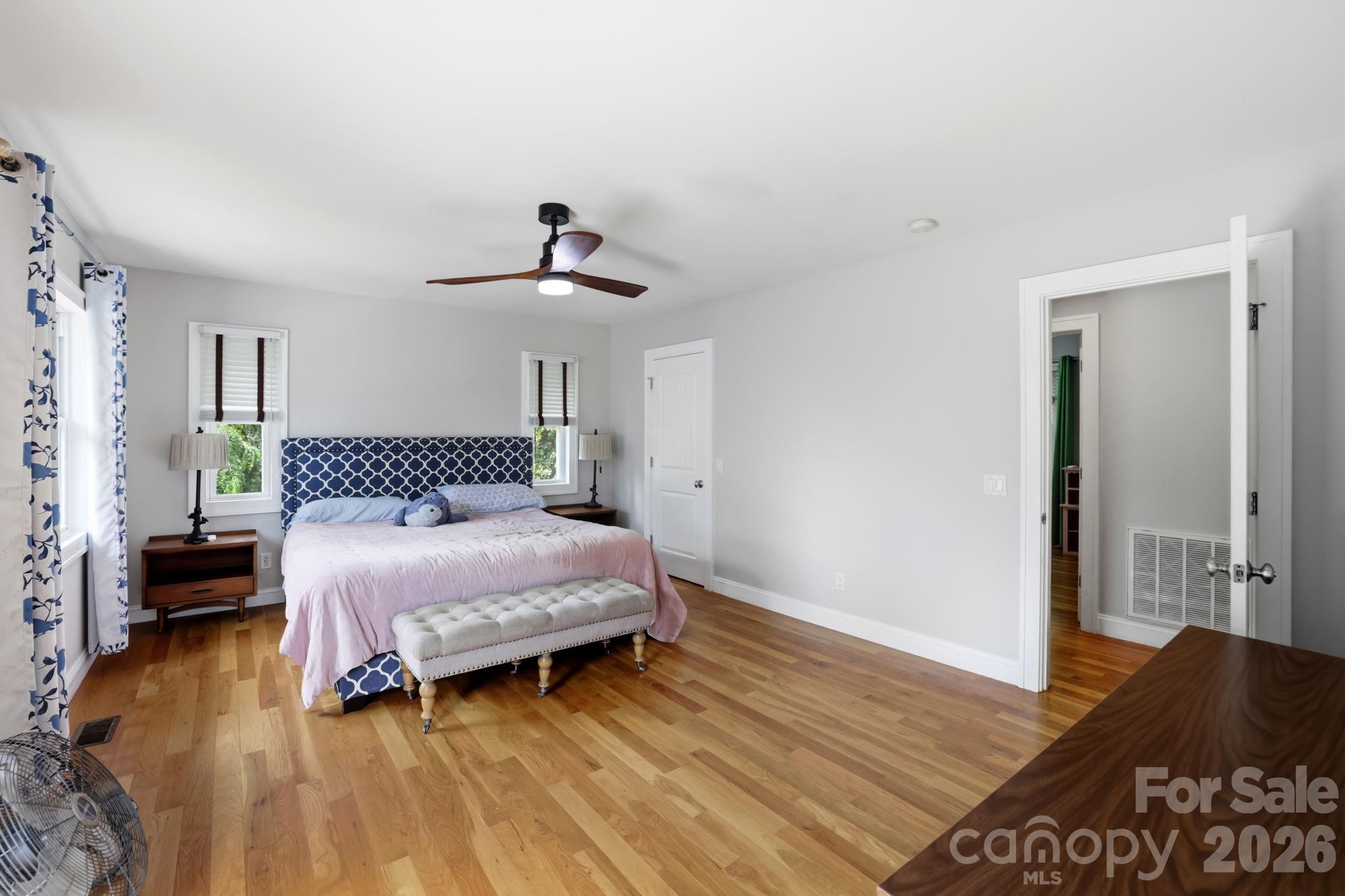 26 Crestwood Drive — Arden