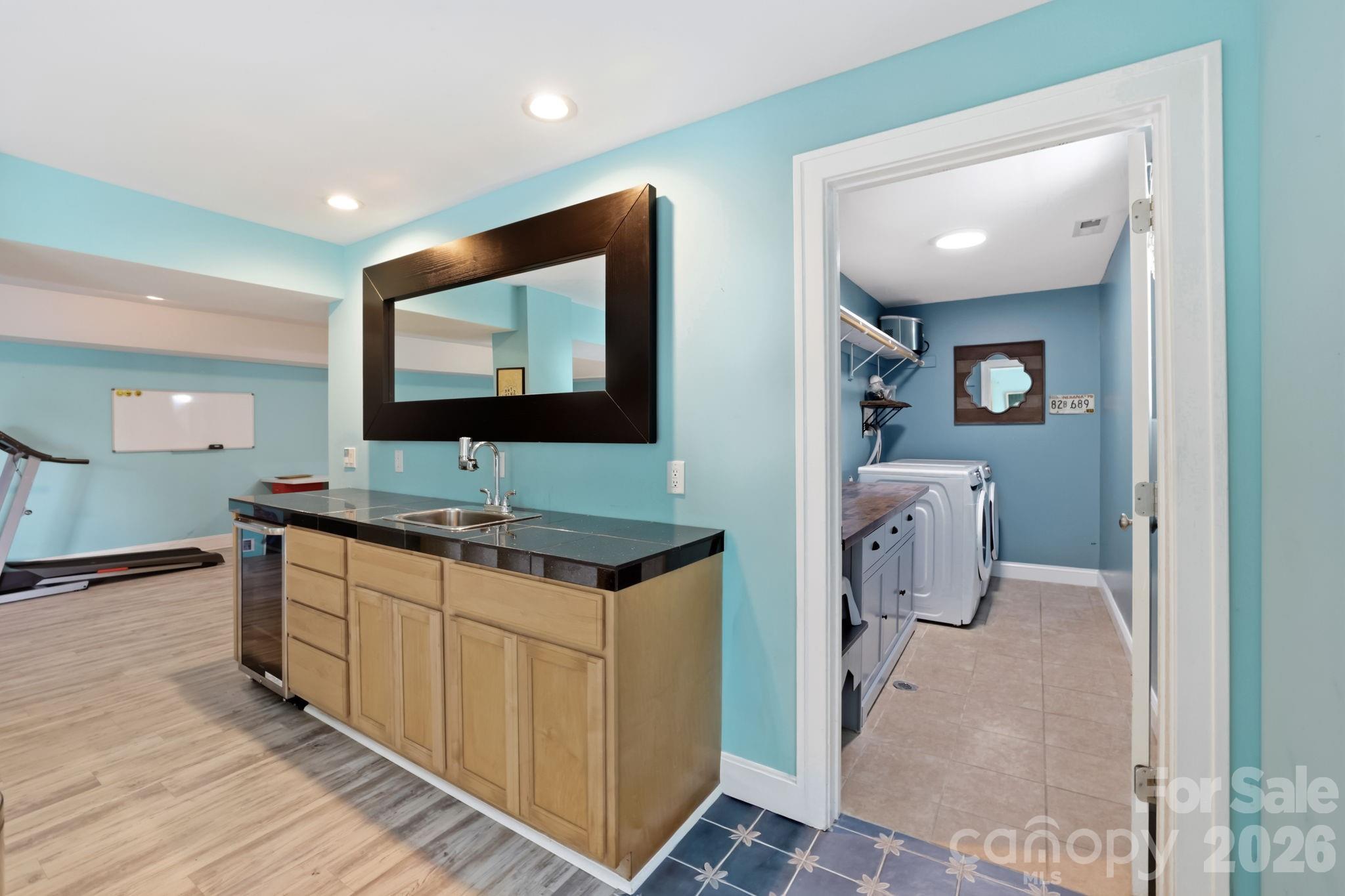 26 Crestwood Drive — Arden