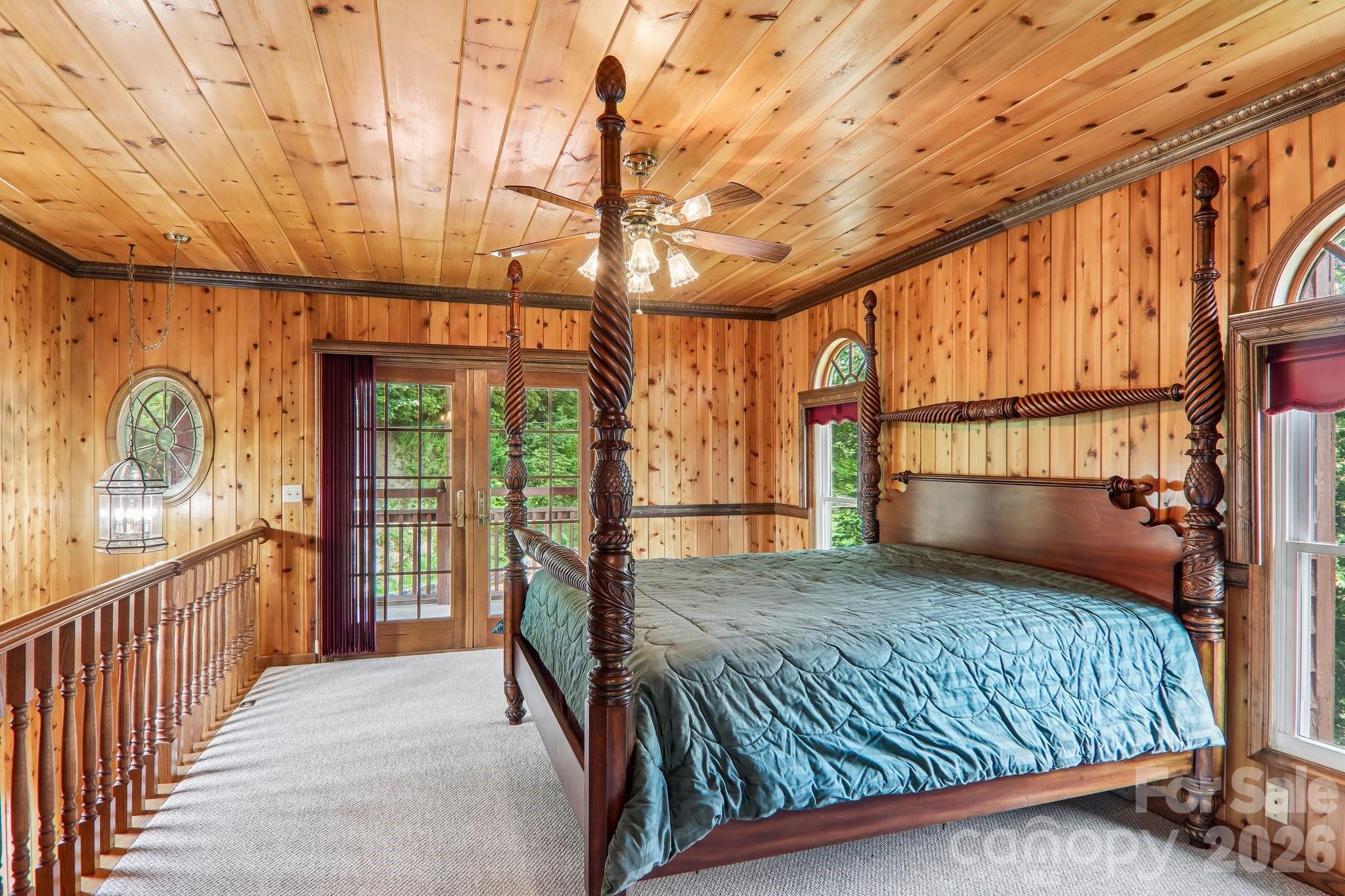 156 Simpson Lane — Maggie Valley