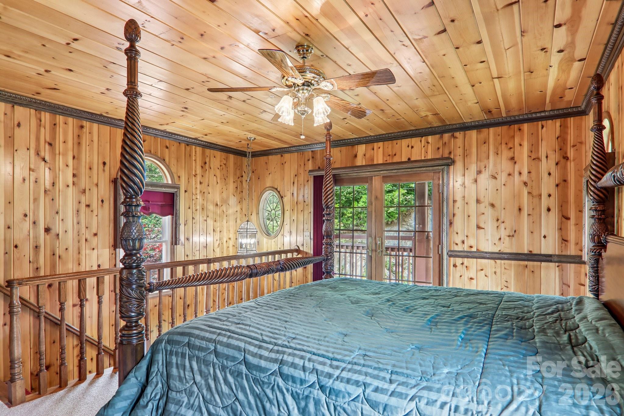 156 Simpson Lane — Maggie Valley