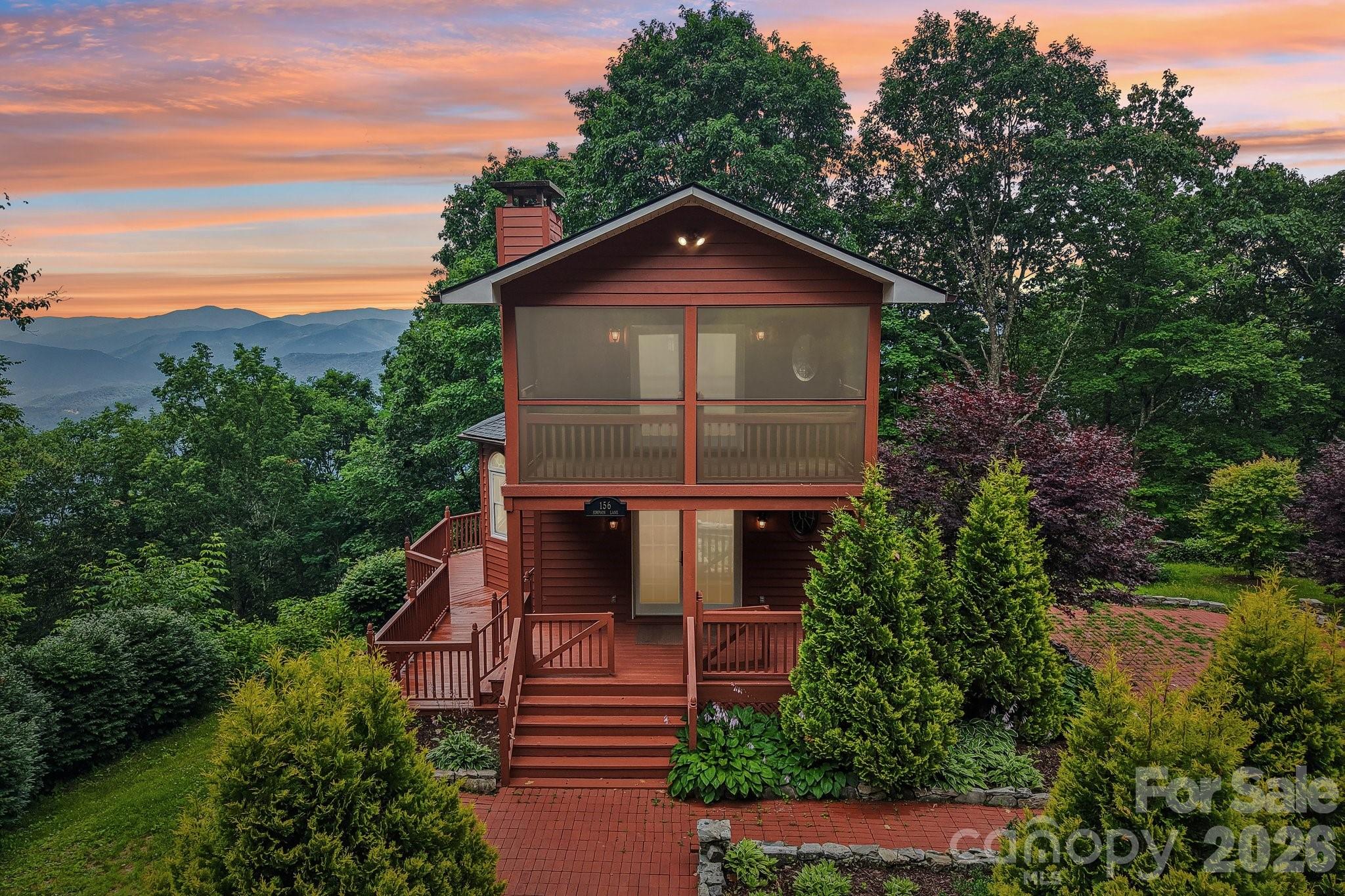 156 Simpson Lane — Maggie Valley