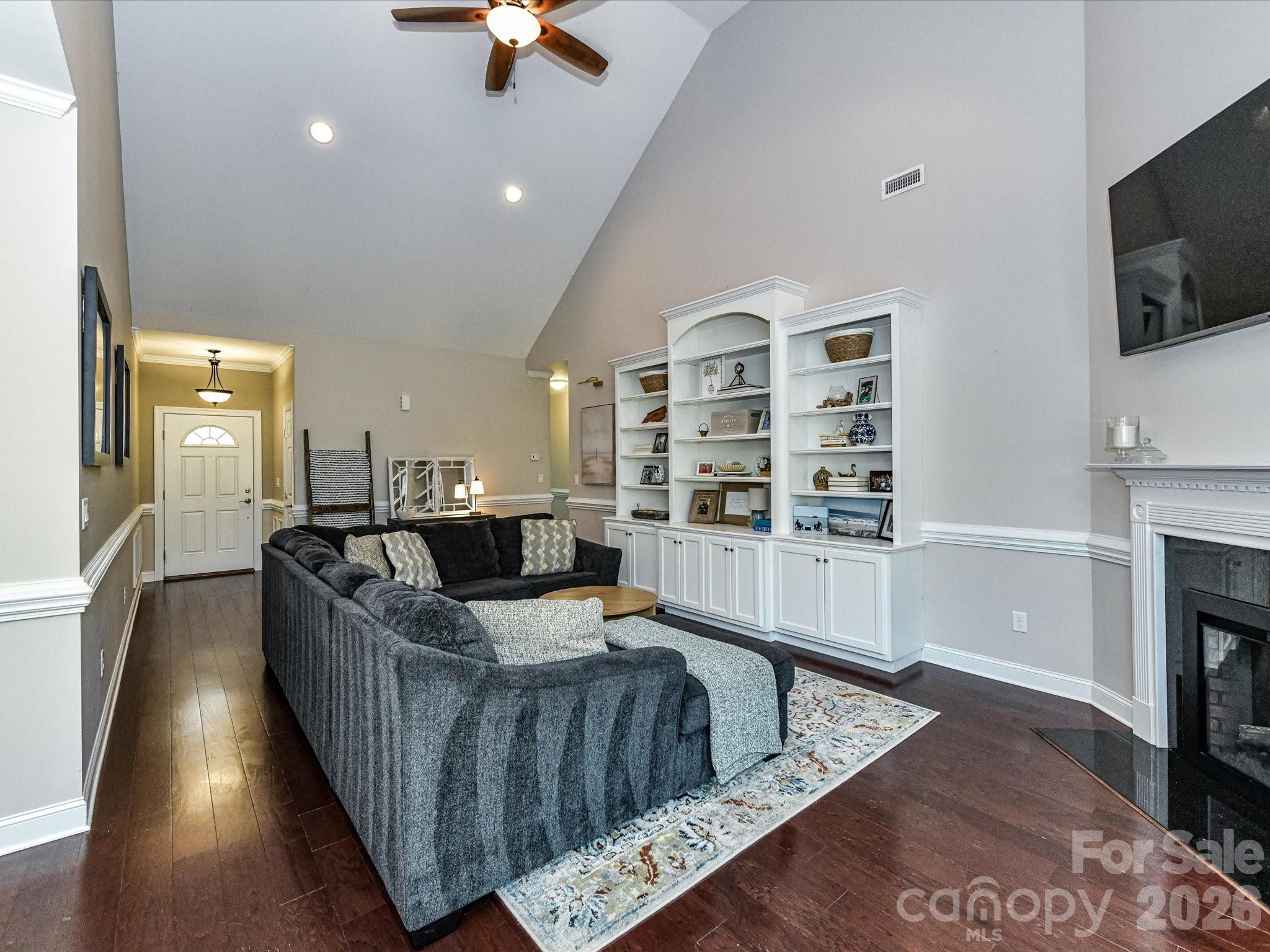 258 Lagoda Drive — Locust