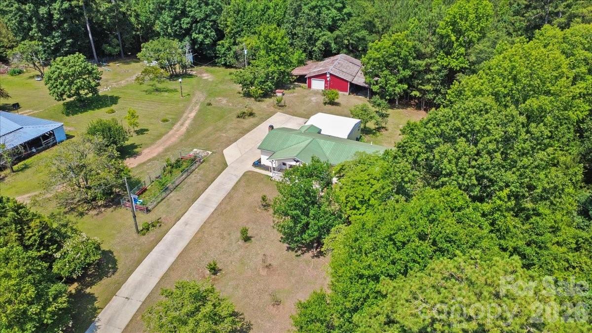 405 Watson Hill Lane — Chesterfield