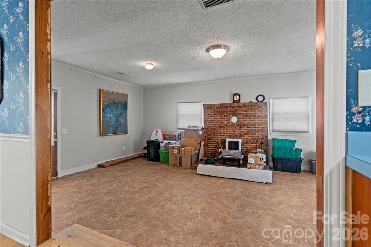 405 Watson Hill Lane — Chesterfield