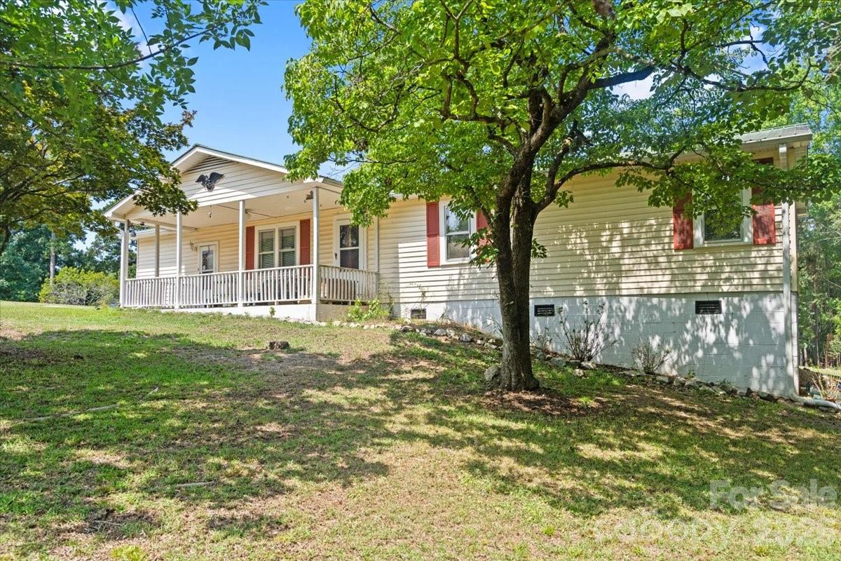 405 Watson Hill Lane — Chesterfield