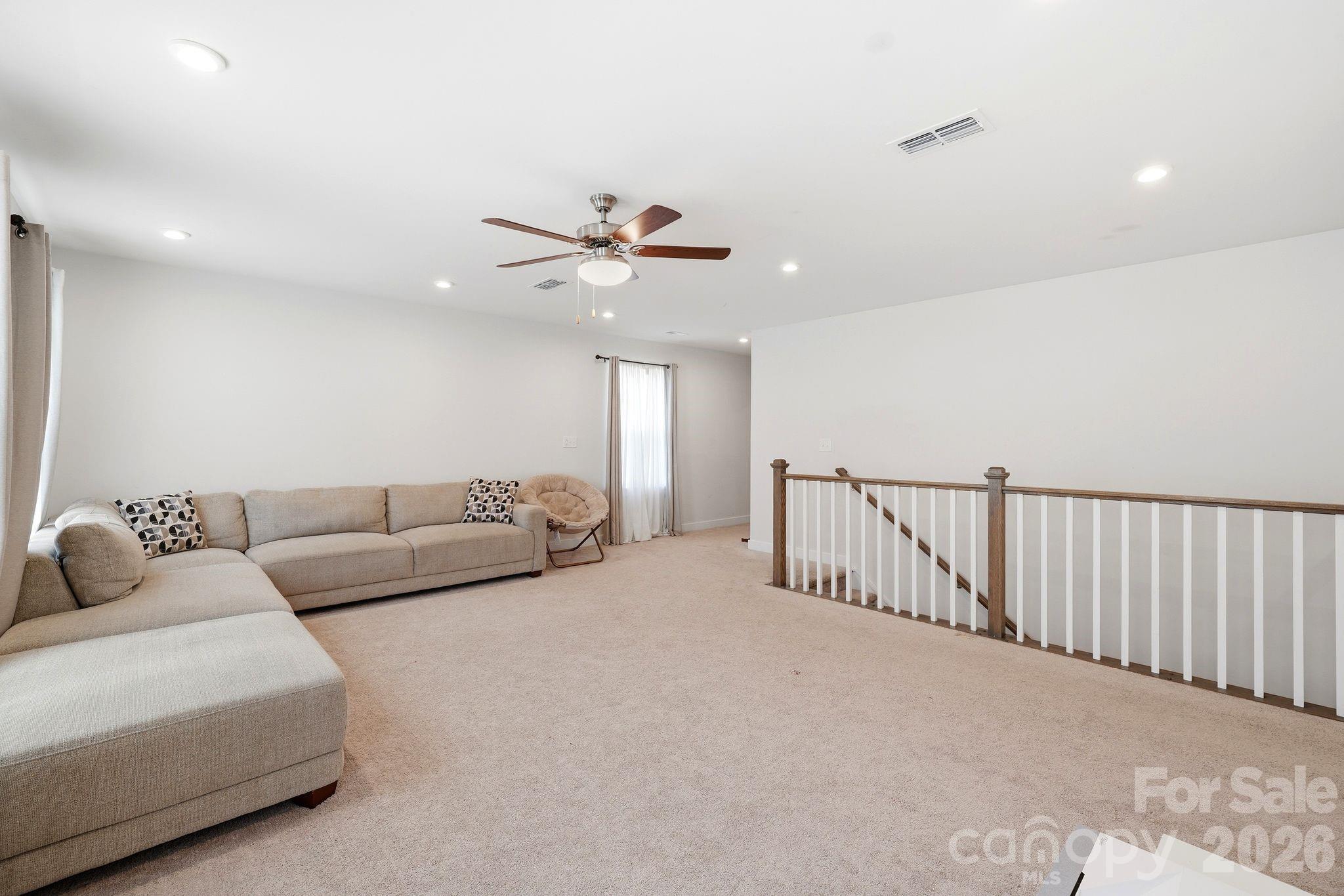 10129 Harvest Gold Drive — Charlotte