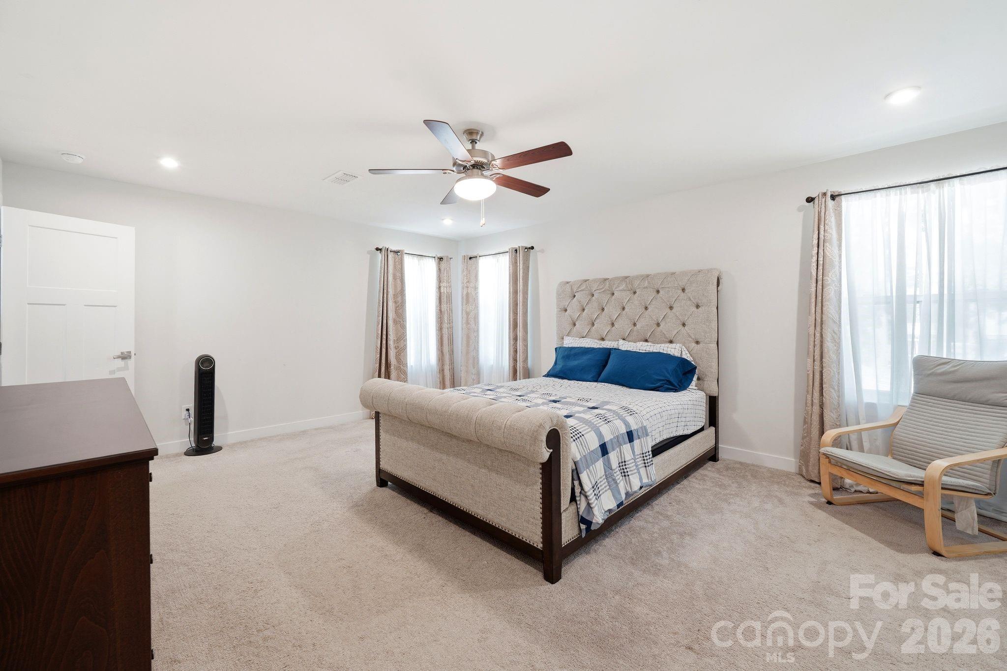 10129 Harvest Gold Drive — Charlotte