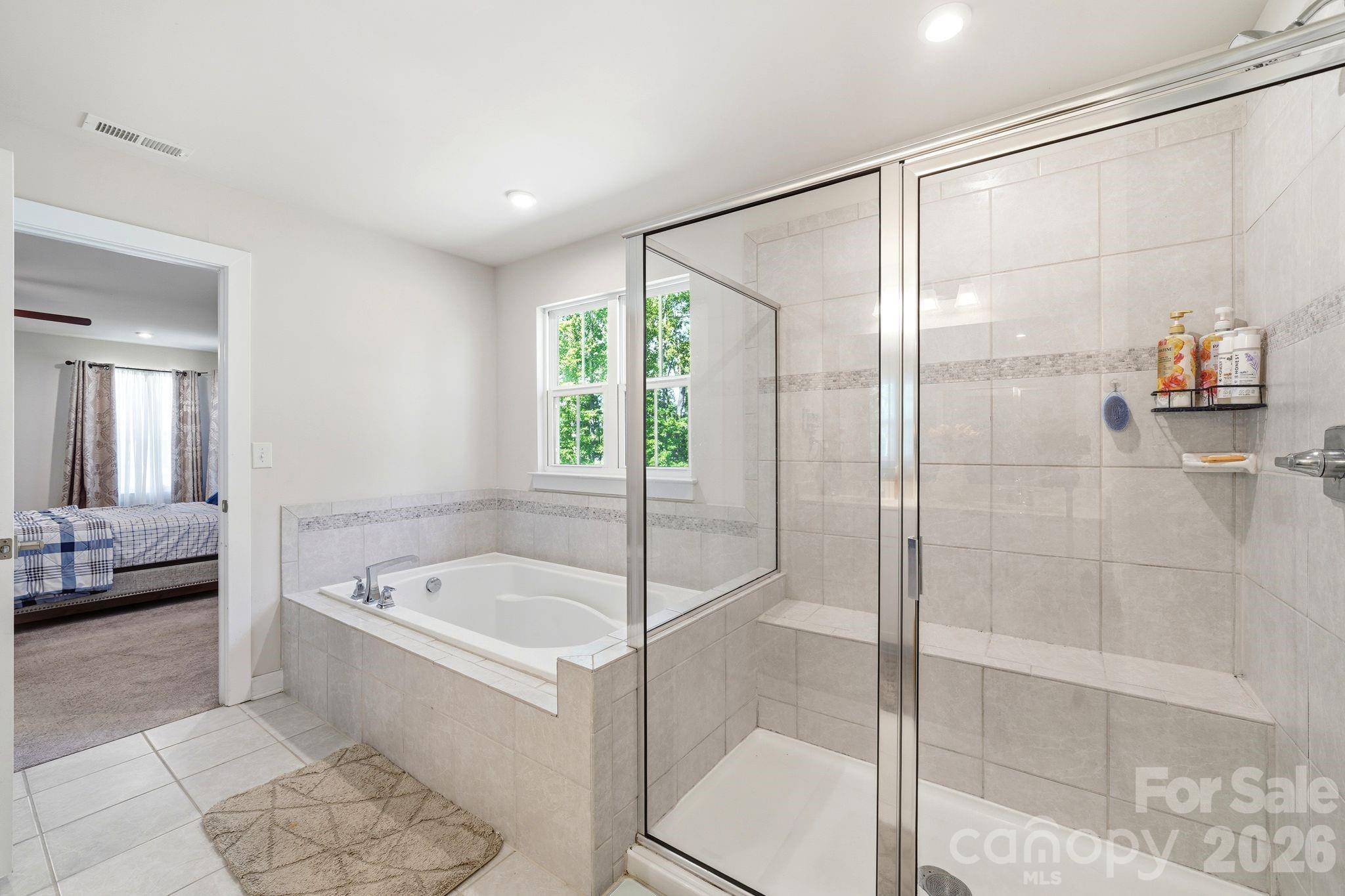 10129 Harvest Gold Drive — Charlotte