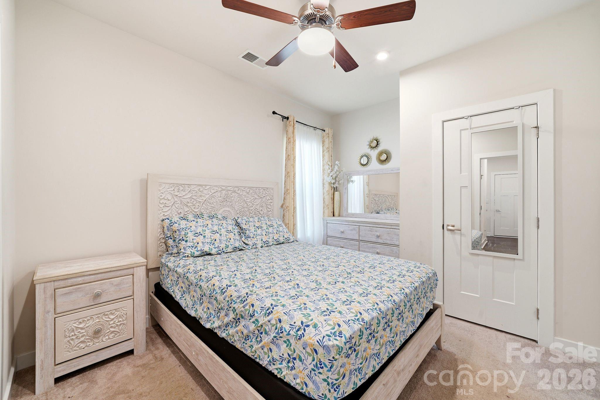 10129 Harvest Gold Drive — Charlotte