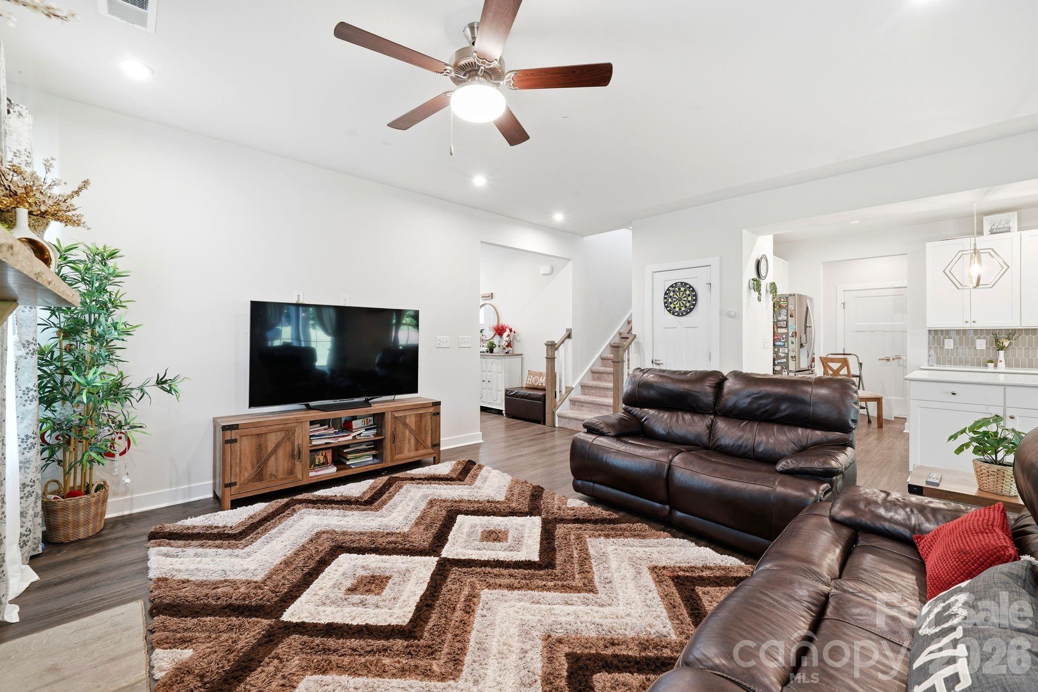 10129 Harvest Gold Drive — Charlotte