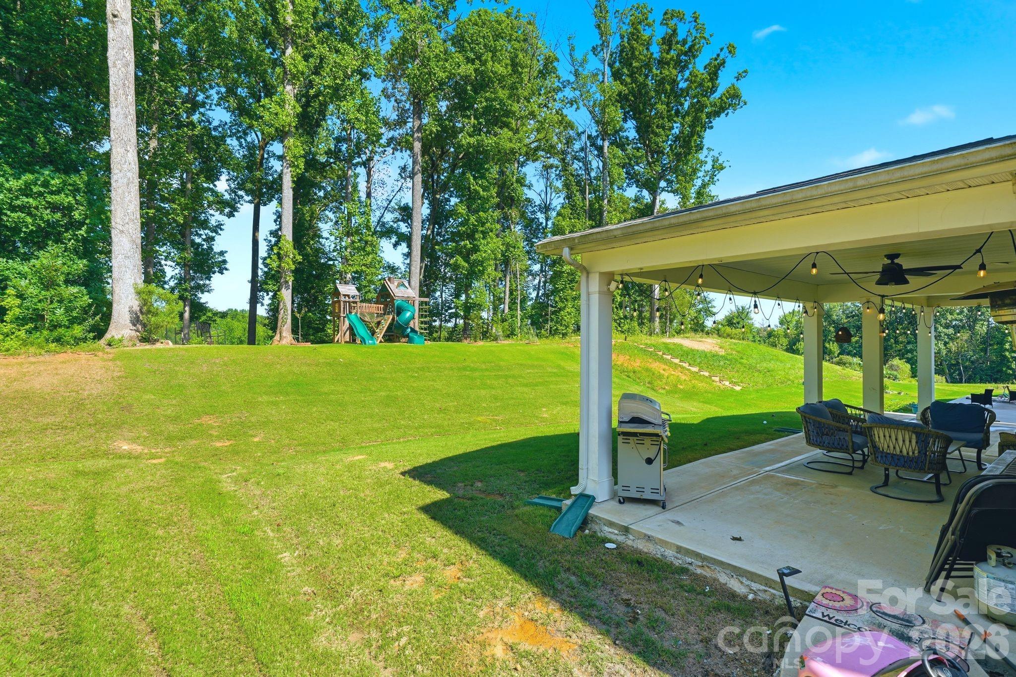 10129 Harvest Gold Drive — Charlotte