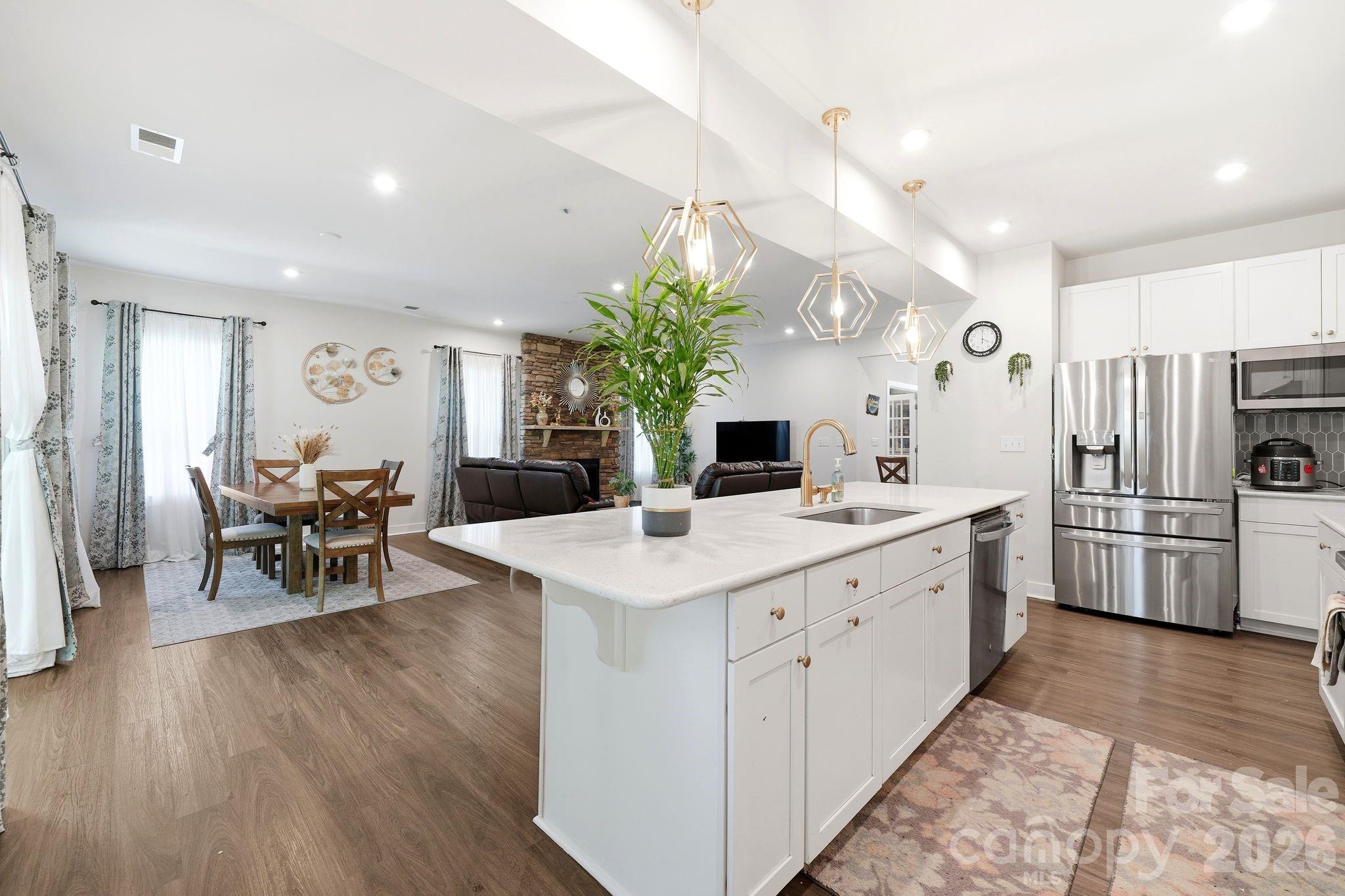 10129 Harvest Gold Drive — Charlotte