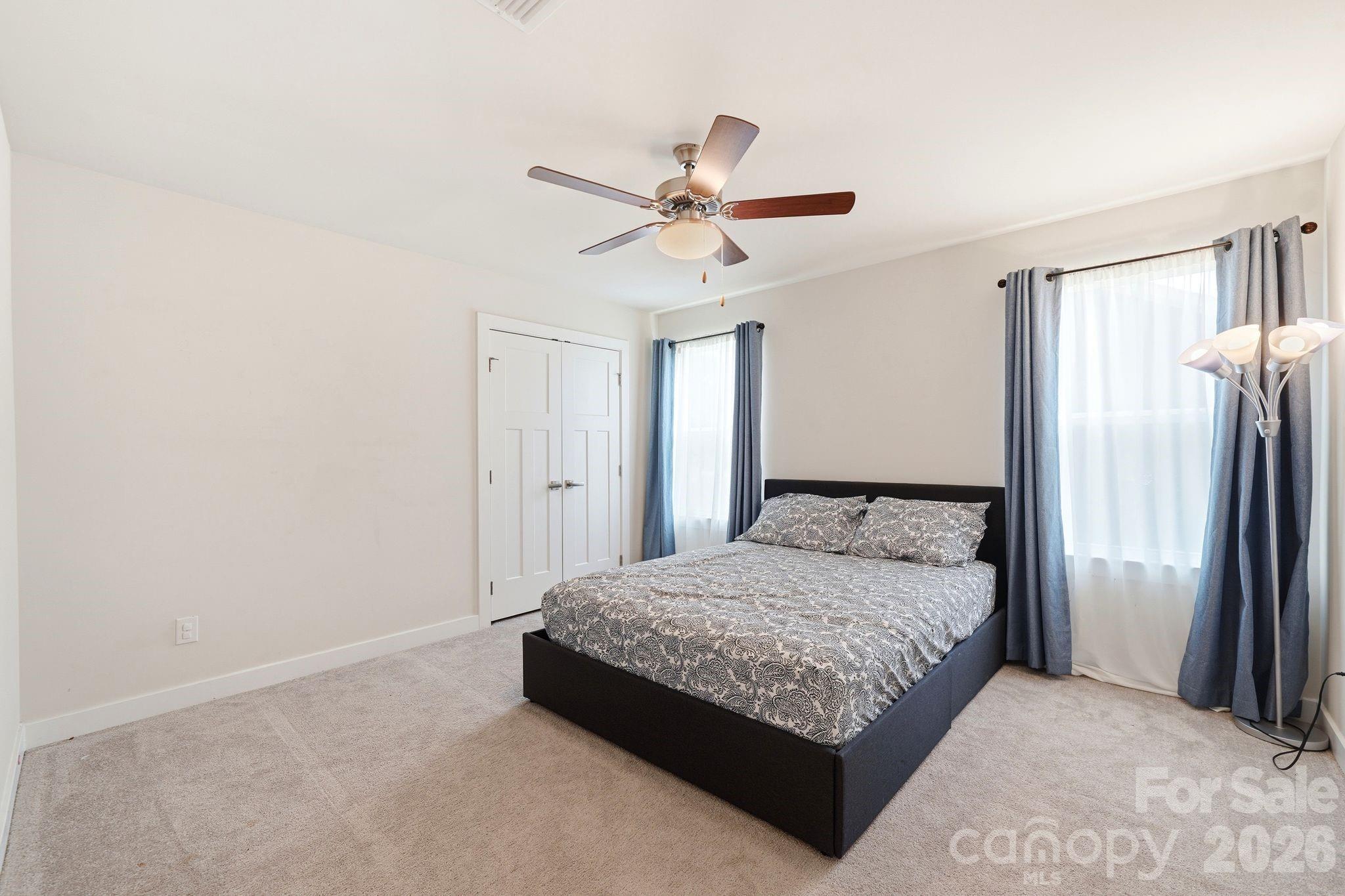 10129 Harvest Gold Drive — Charlotte
