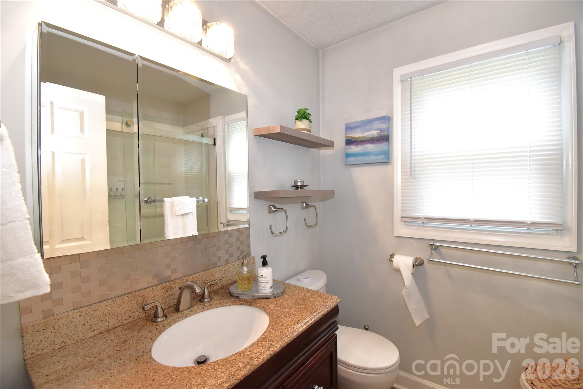302 Watson Road — Arden