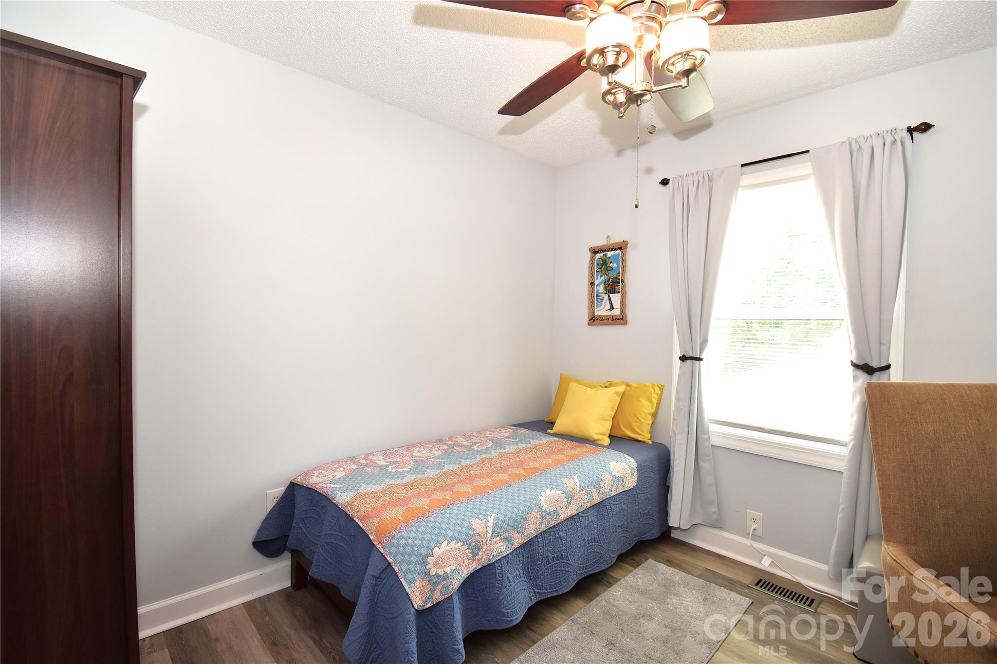 302 Watson Road — Arden