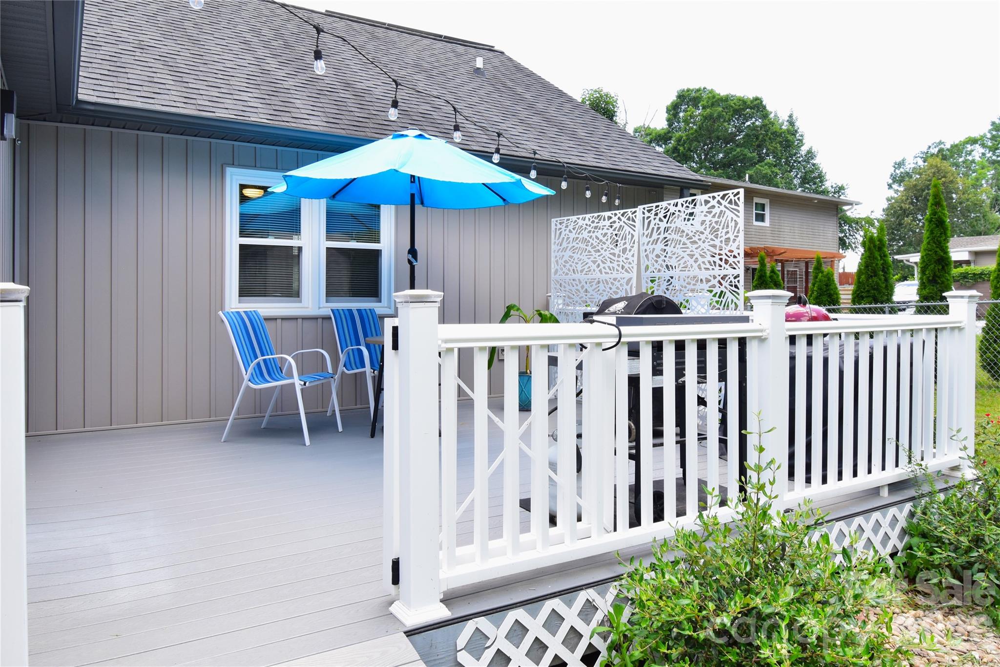 302 Watson Road — Arden