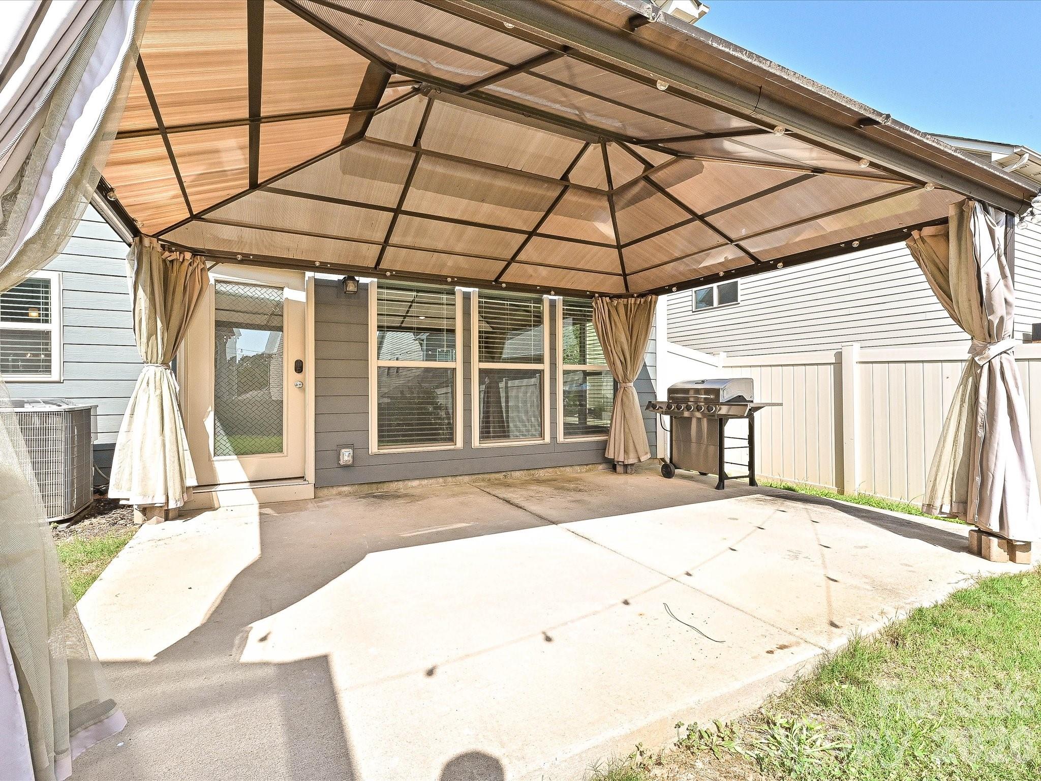 6320 Kennard Drive — Charlotte