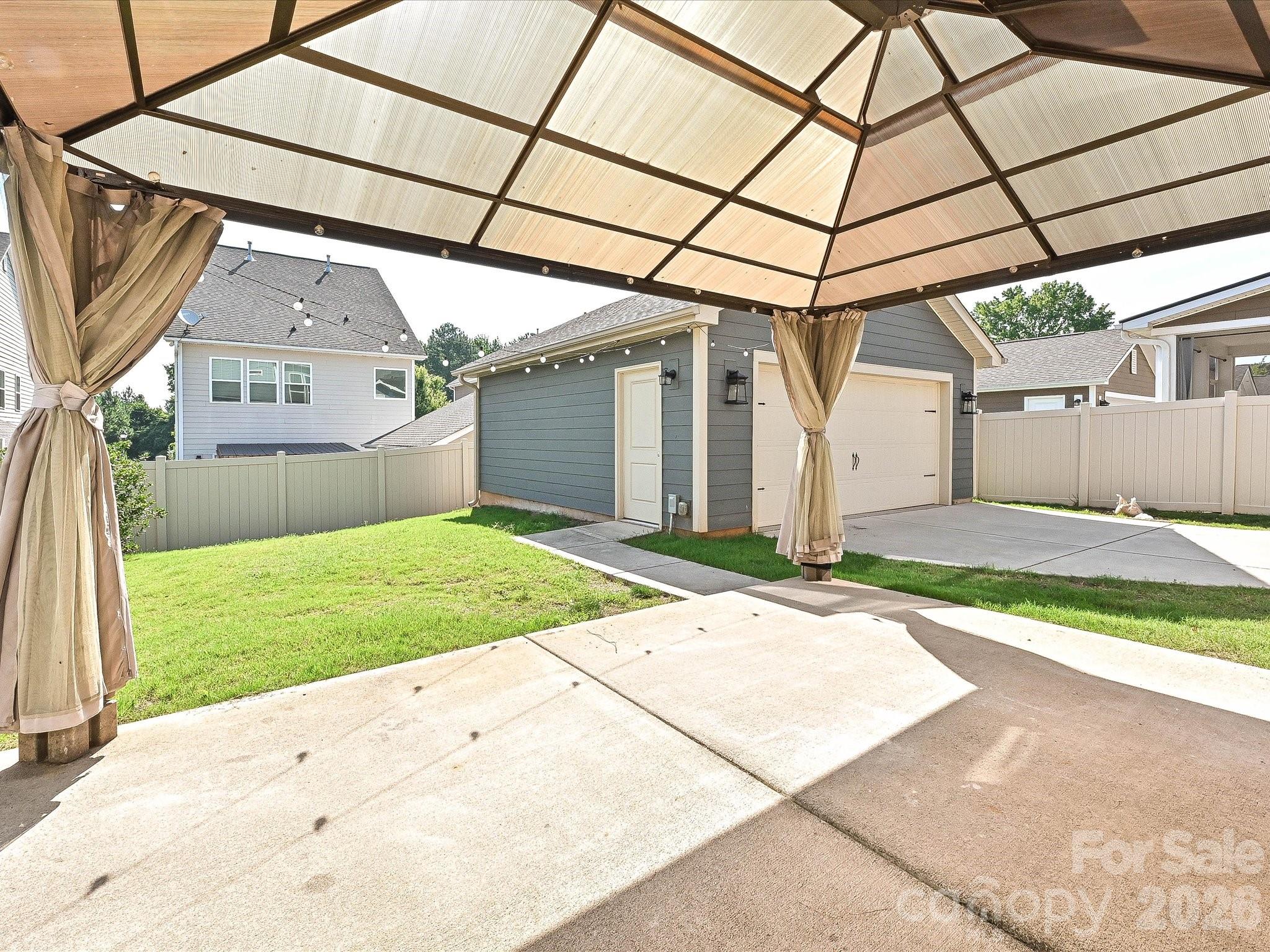 6320 Kennard Drive — Charlotte