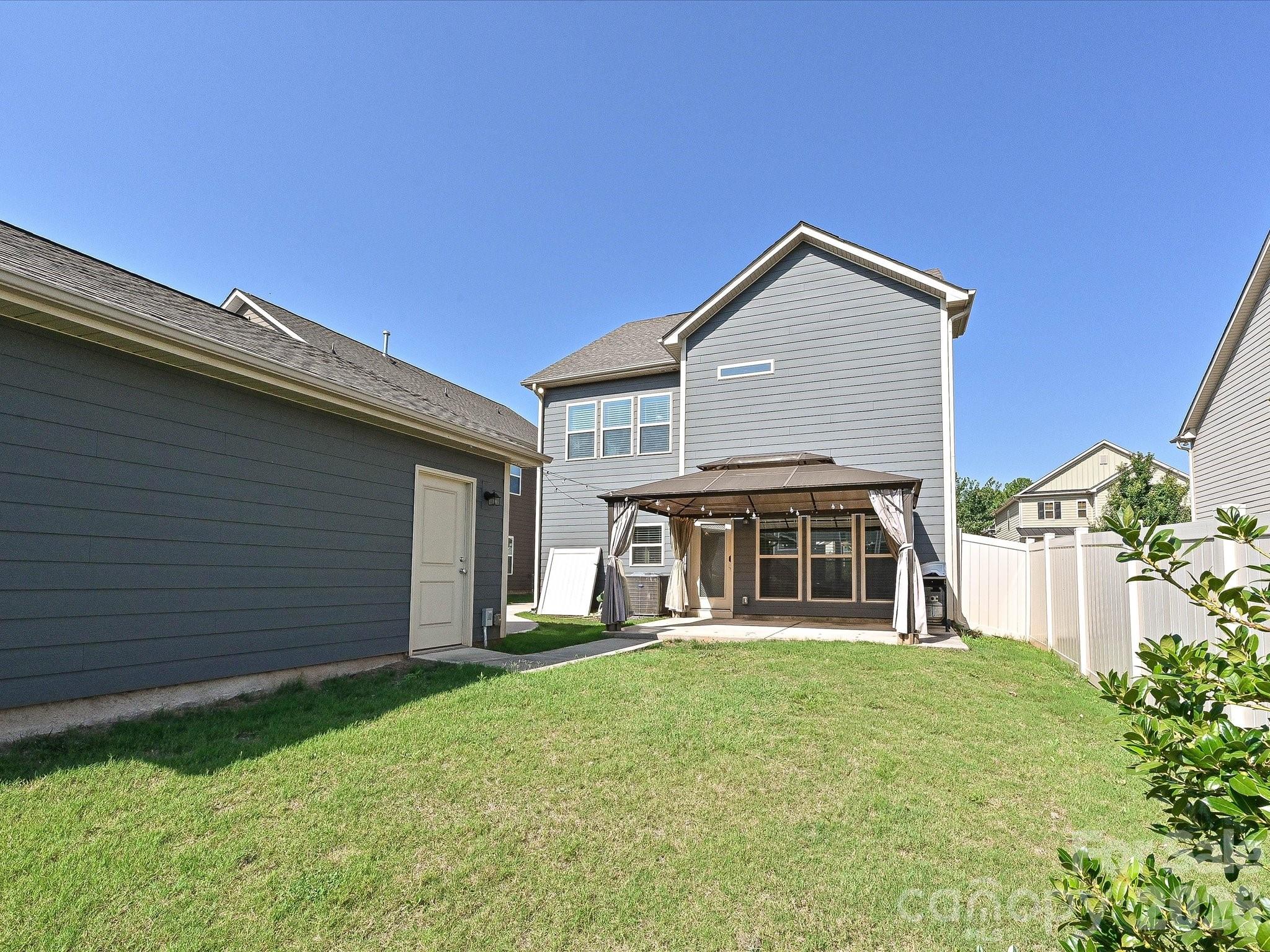 6320 Kennard Drive — Charlotte