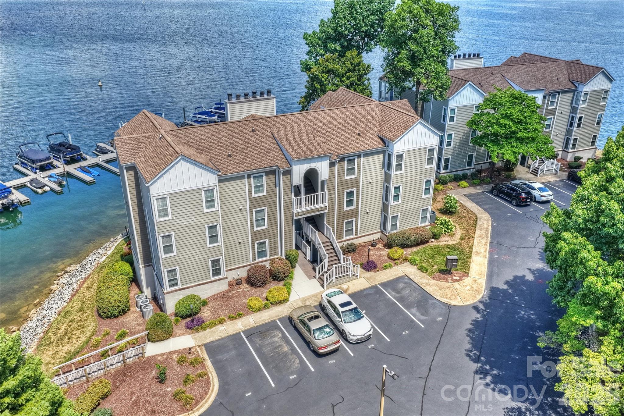 20427 Harborgate Court #606 — Cornelius