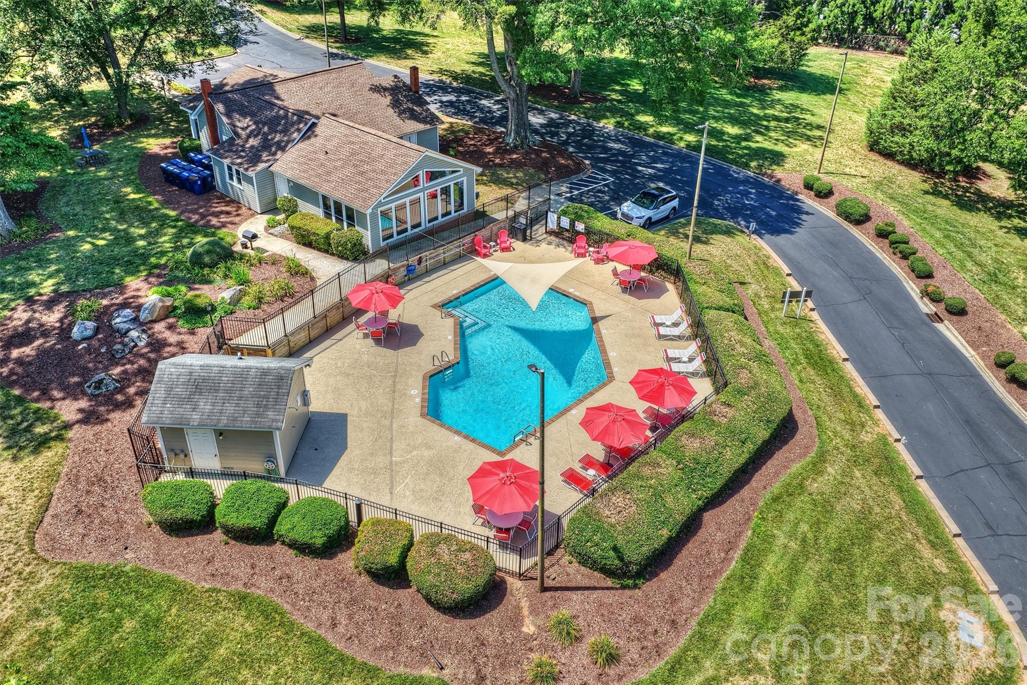 20427 Harborgate Court #606 — Cornelius