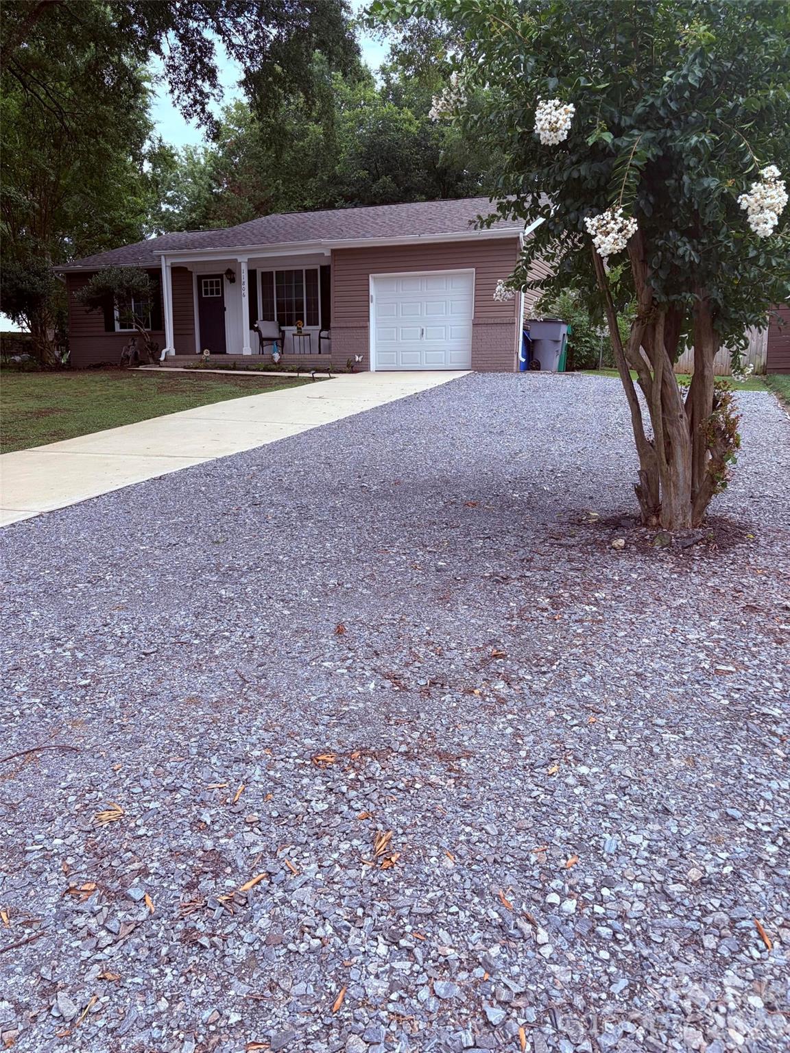 11806 Battery Place — Charlotte
