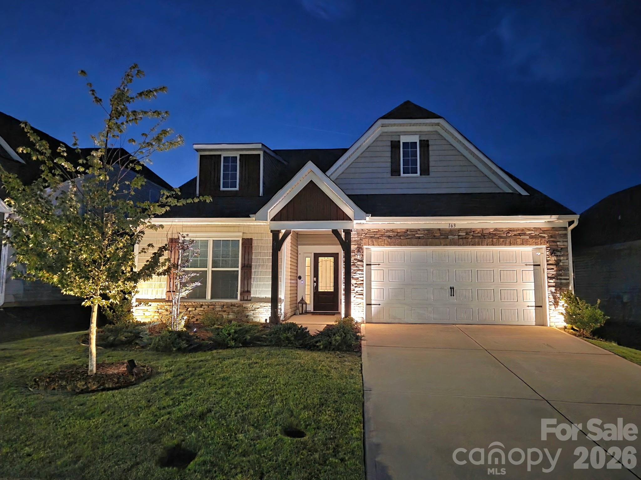 163 Abersham Drive — Mooresville