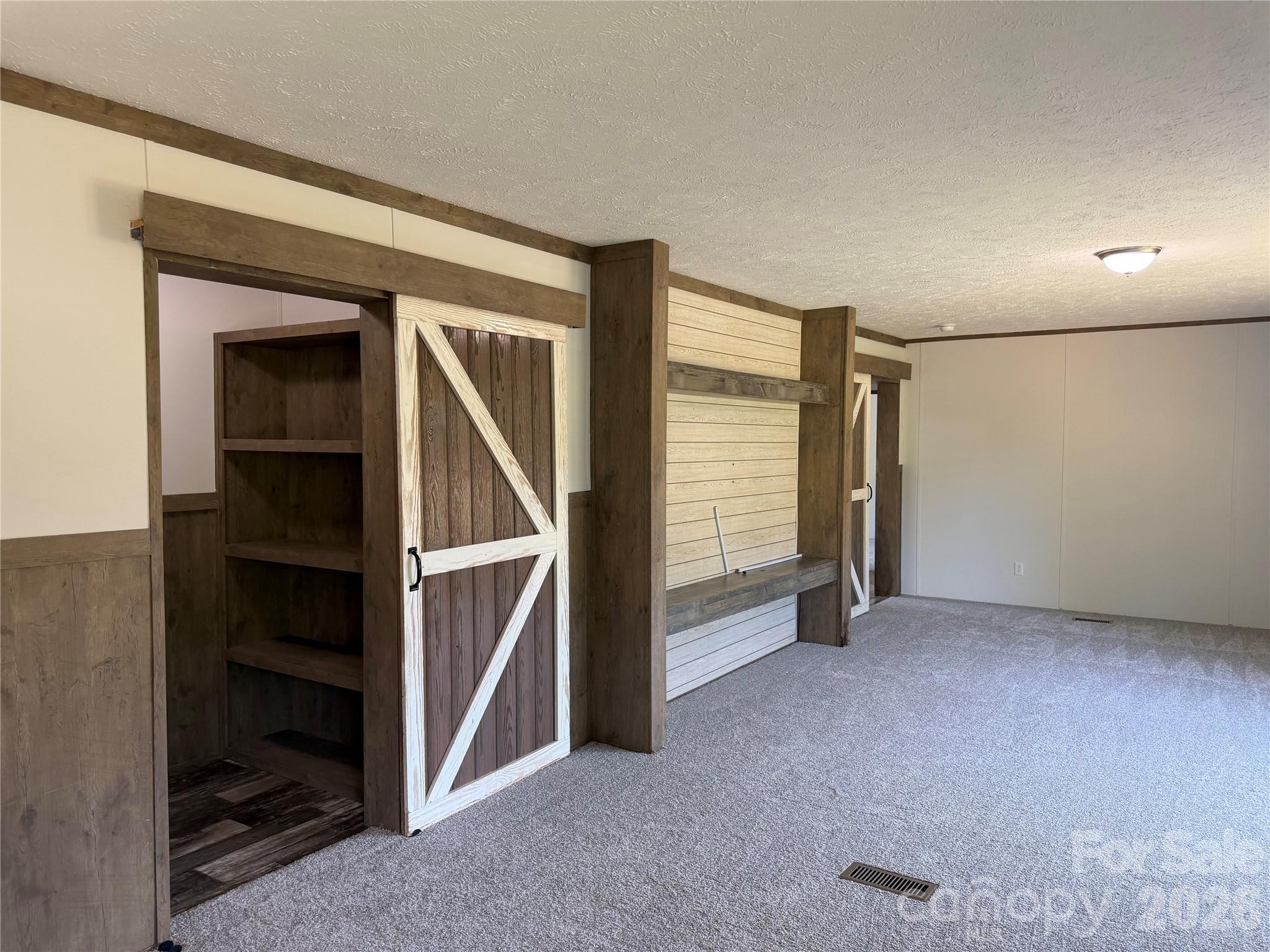 1003 Lavender Road — Grover