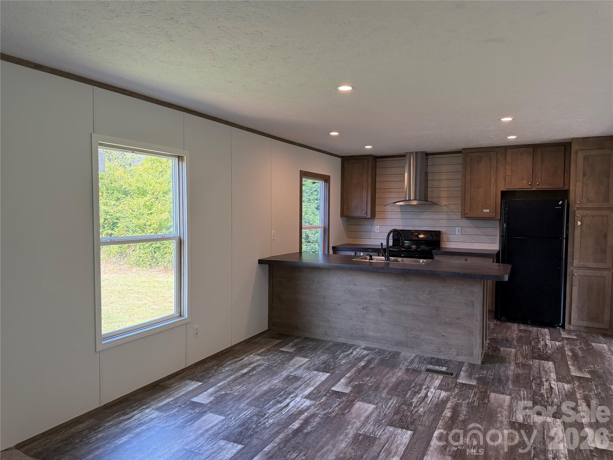 1003 Lavender Road — Grover