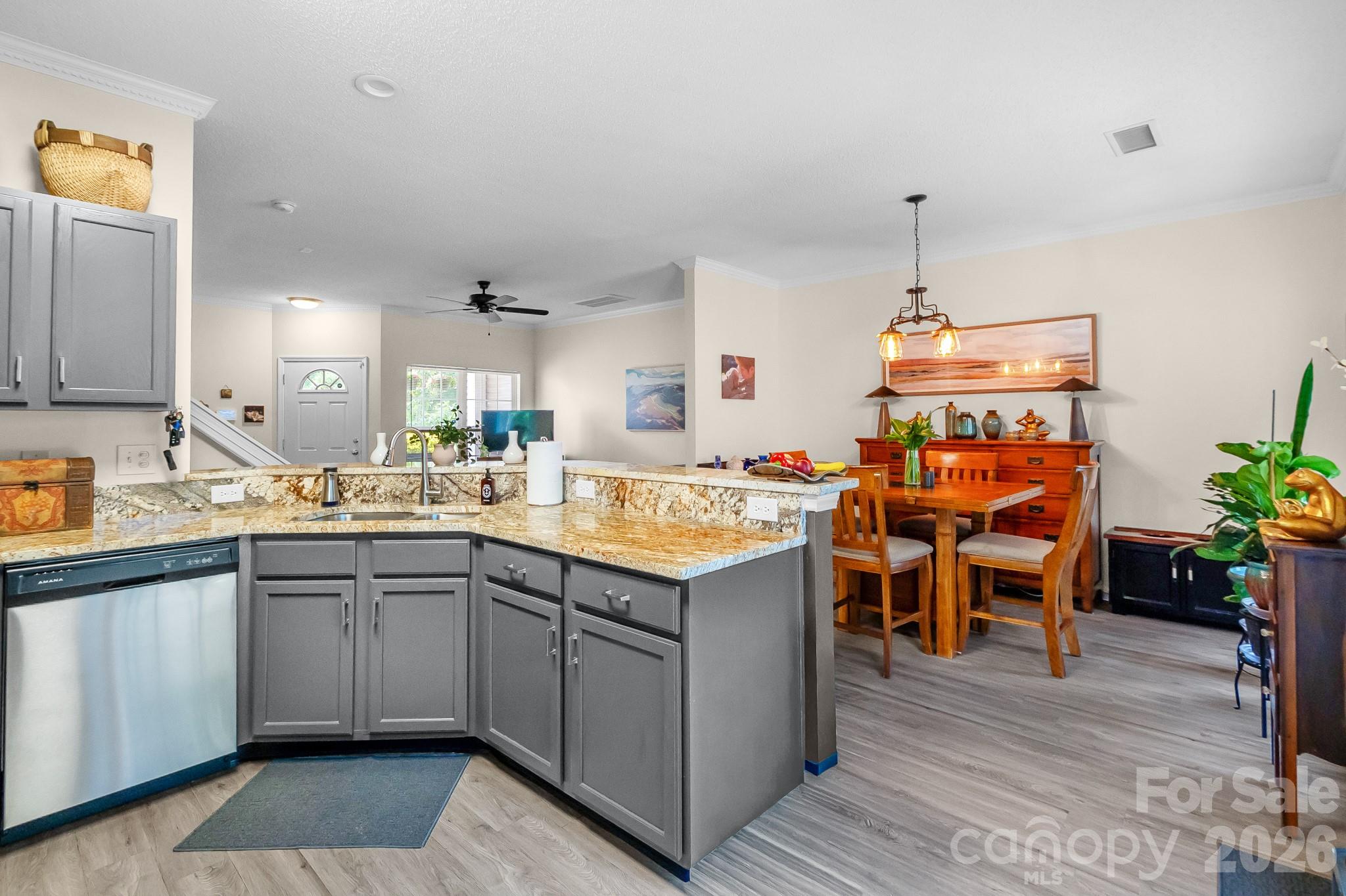 2713 Mill Valley Court — Matthews