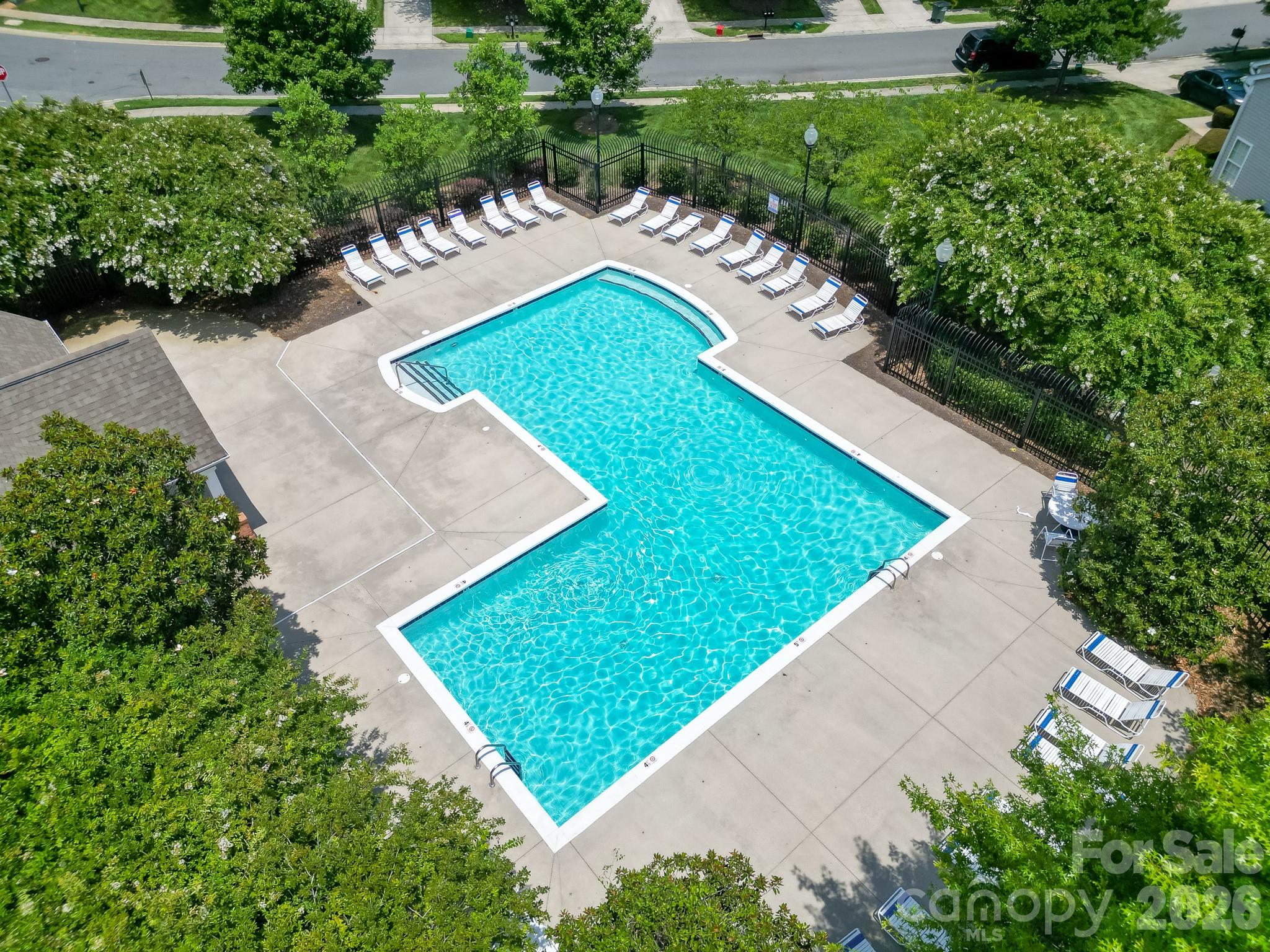 2713 Mill Valley Court — Matthews