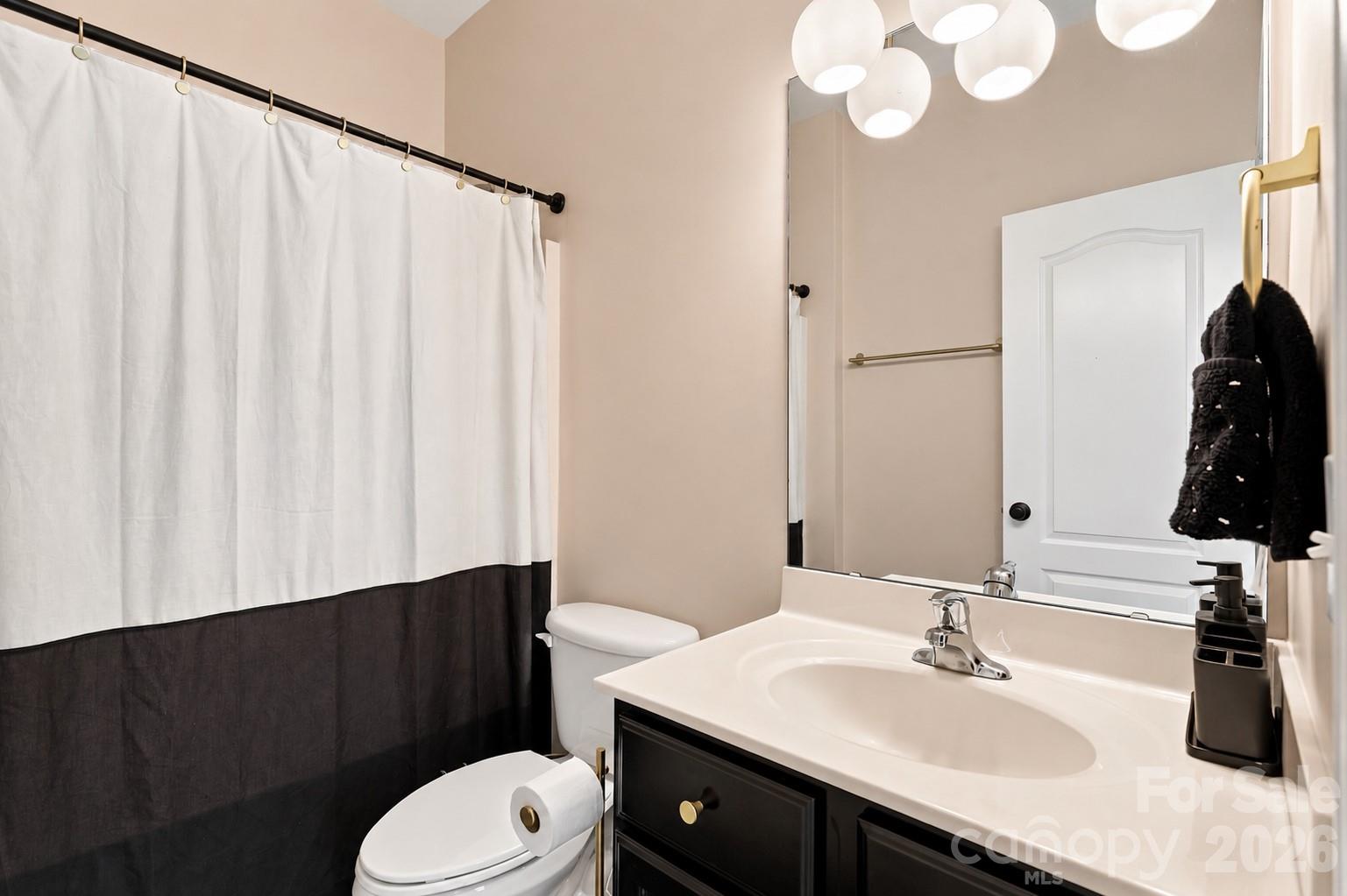 4140 Cedar Point Avenue — Matthews
