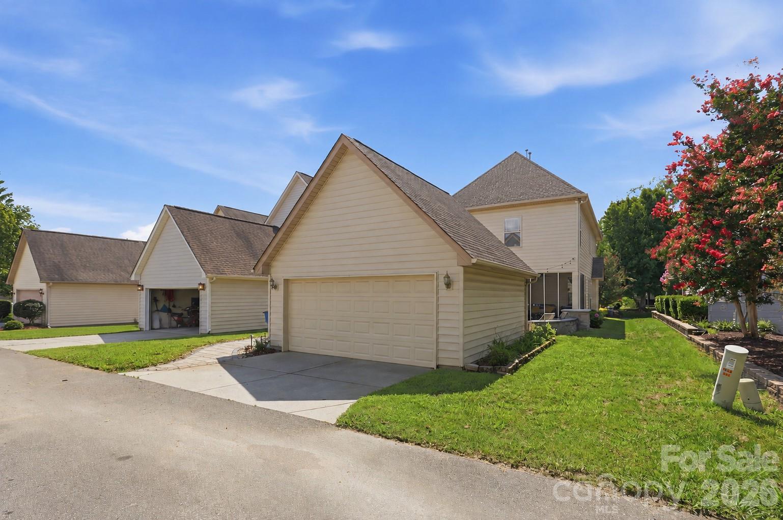 4140 Cedar Point Avenue — Matthews