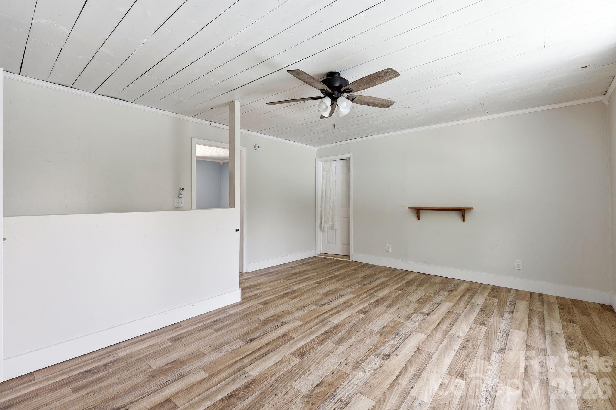 1231 Caldwell Place NW — Lenoir