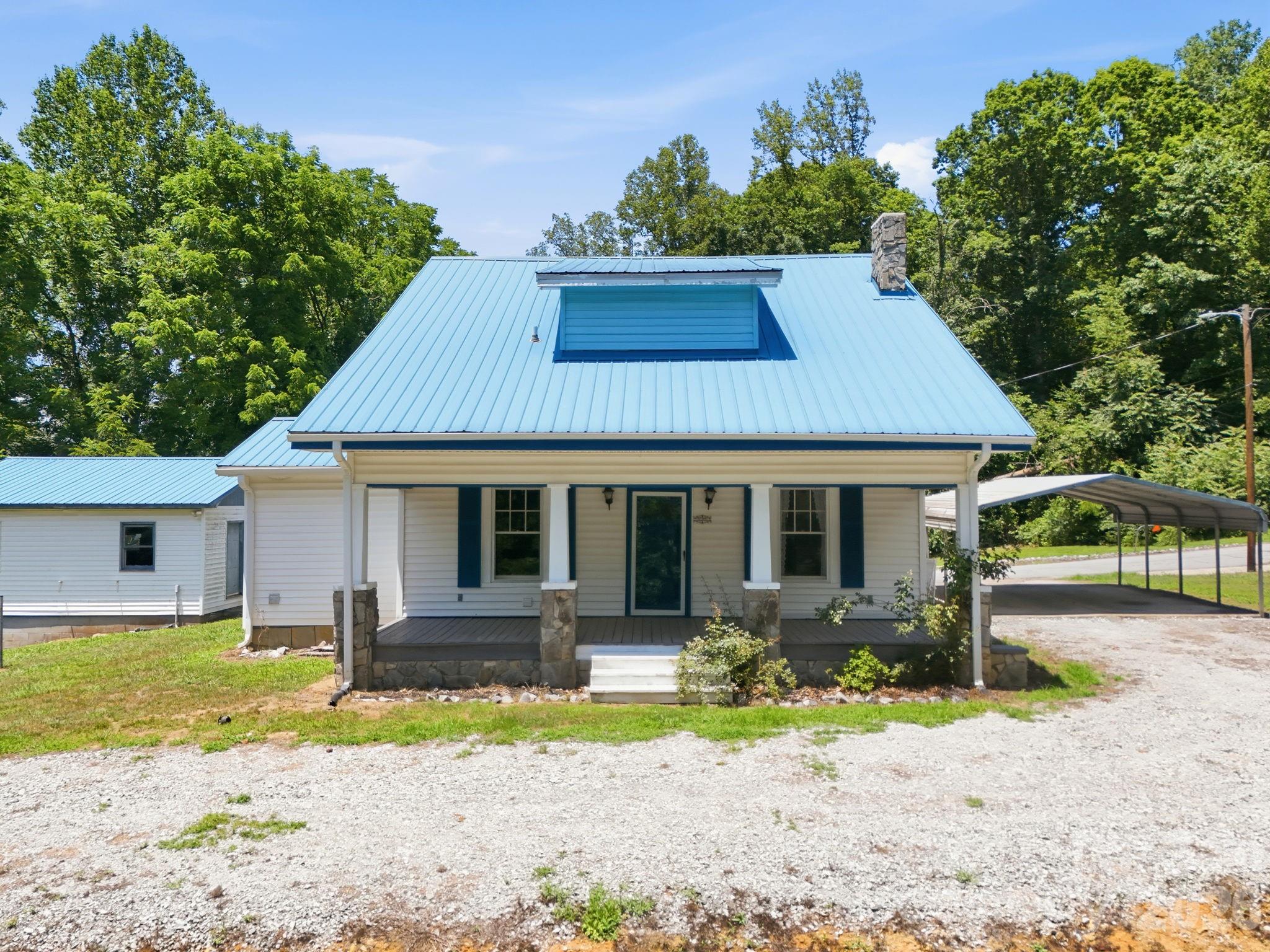 1231 Caldwell Place NW — Lenoir