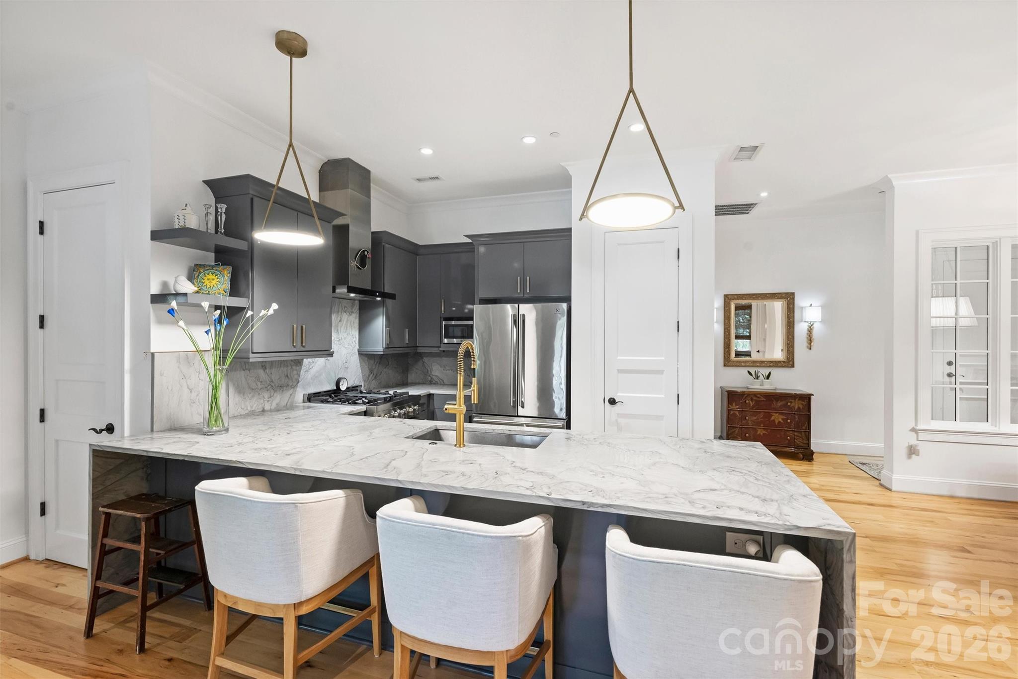 241 Queens Road — Charlotte