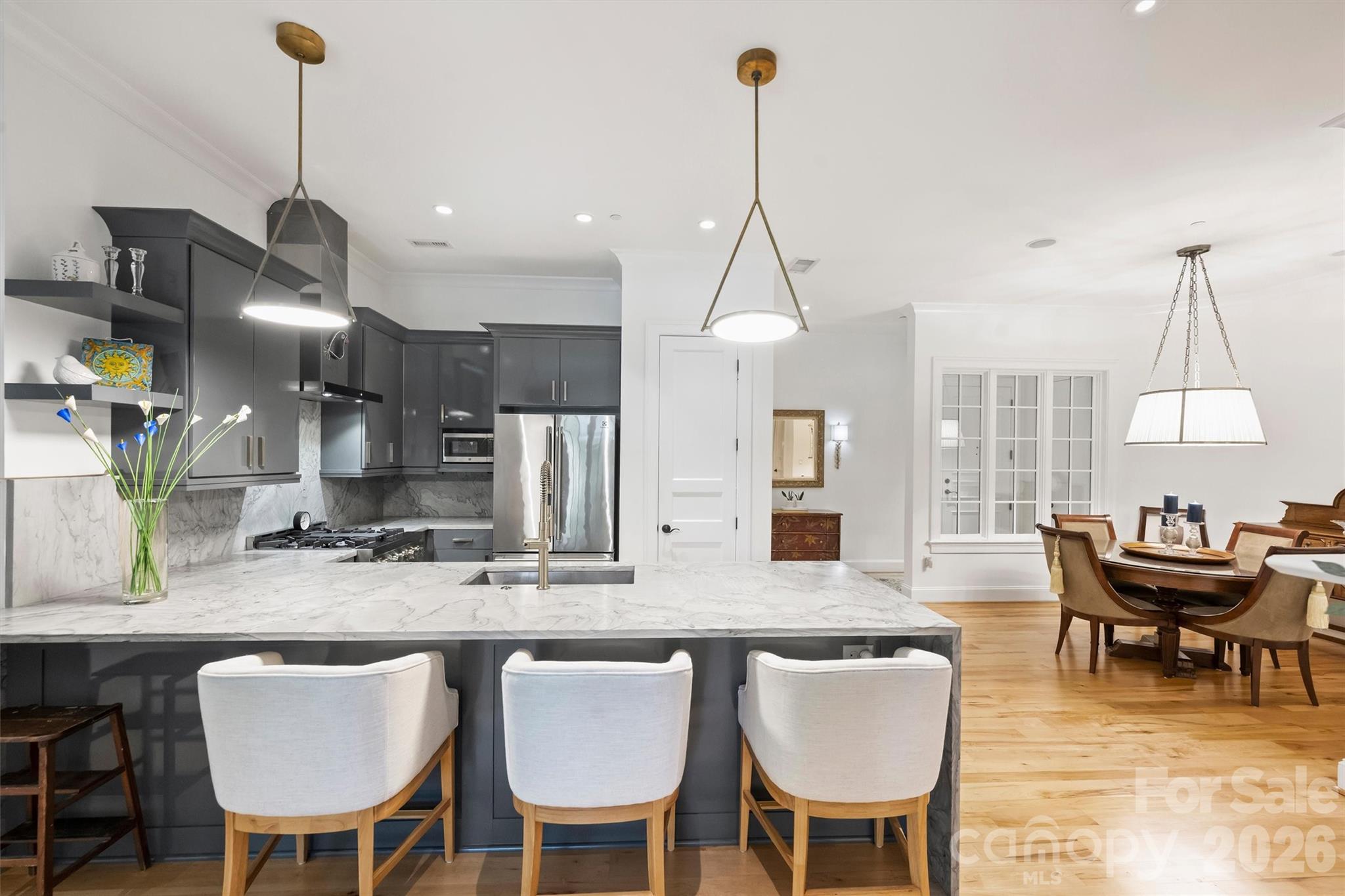 241 Queens Road — Charlotte