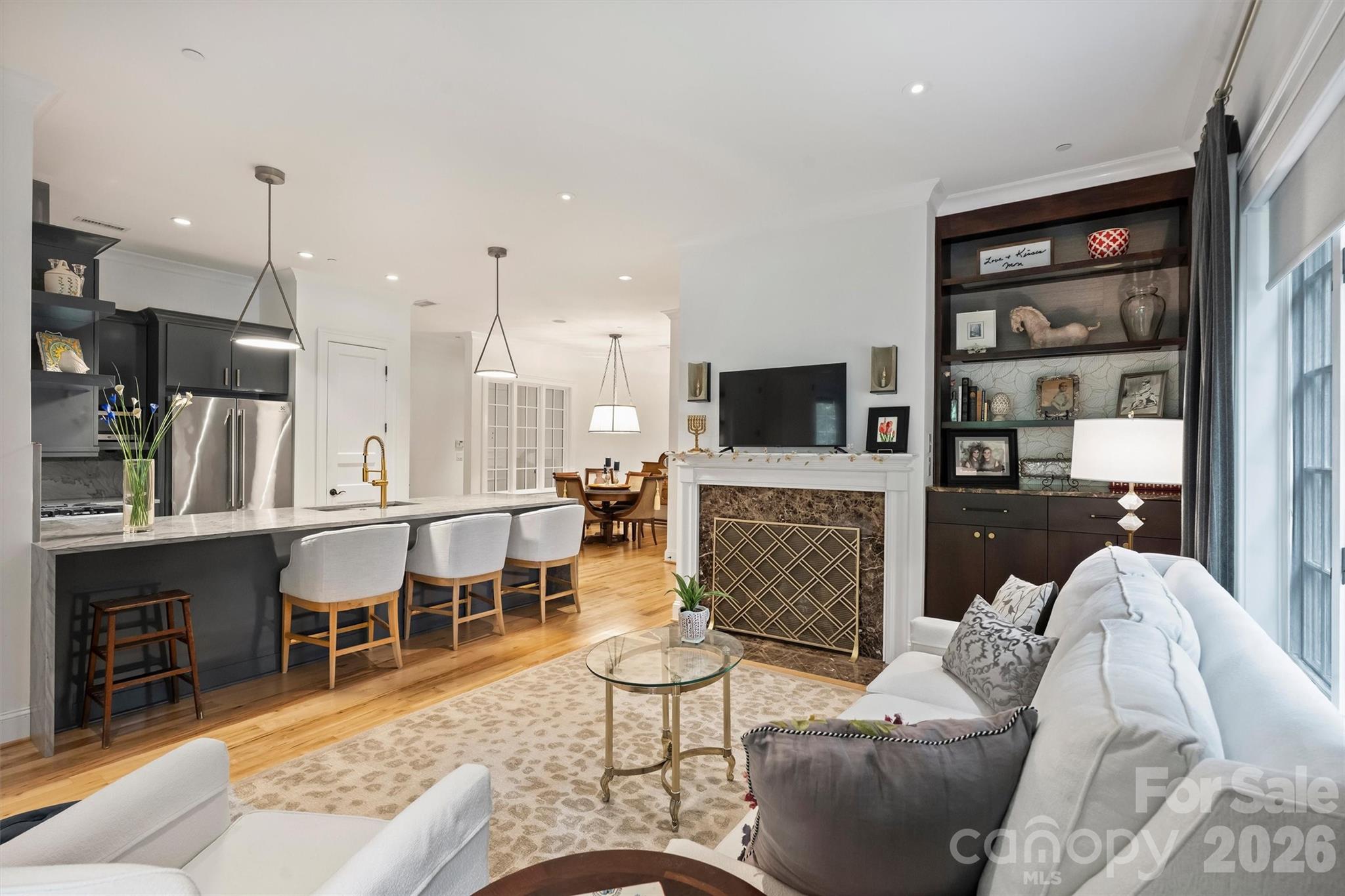 241 Queens Road — Charlotte