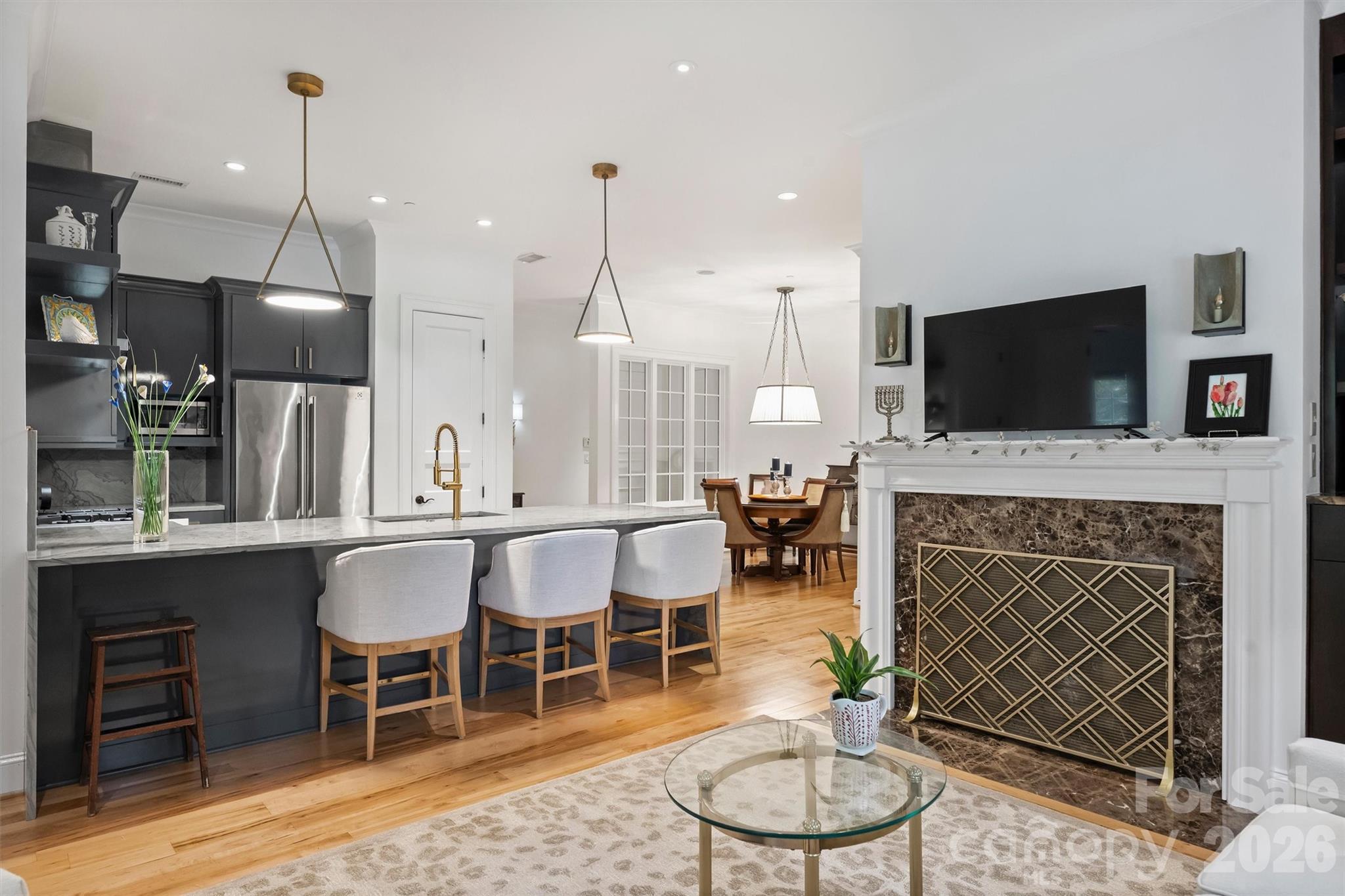 241 Queens Road — Charlotte