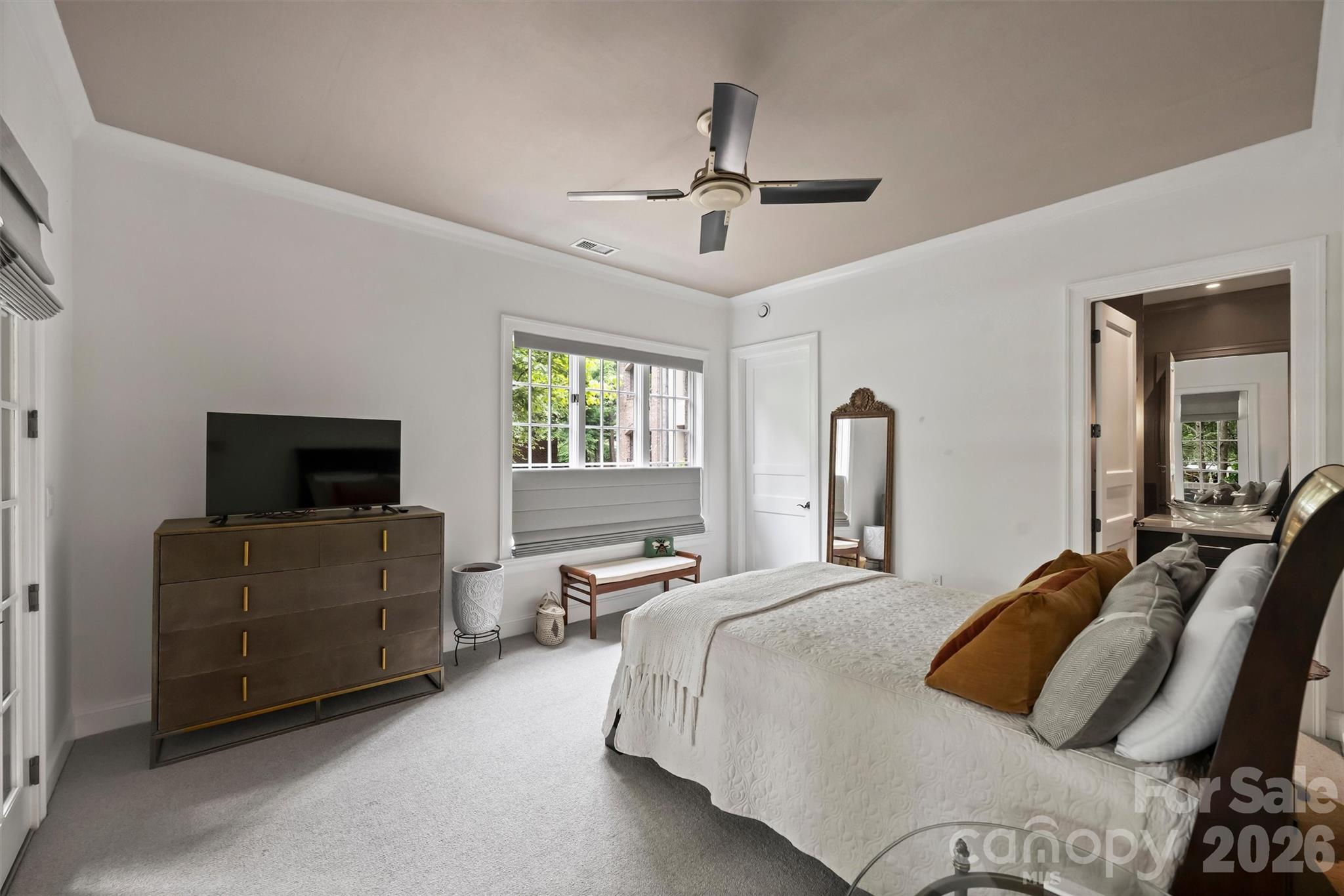 241 Queens Road — Charlotte