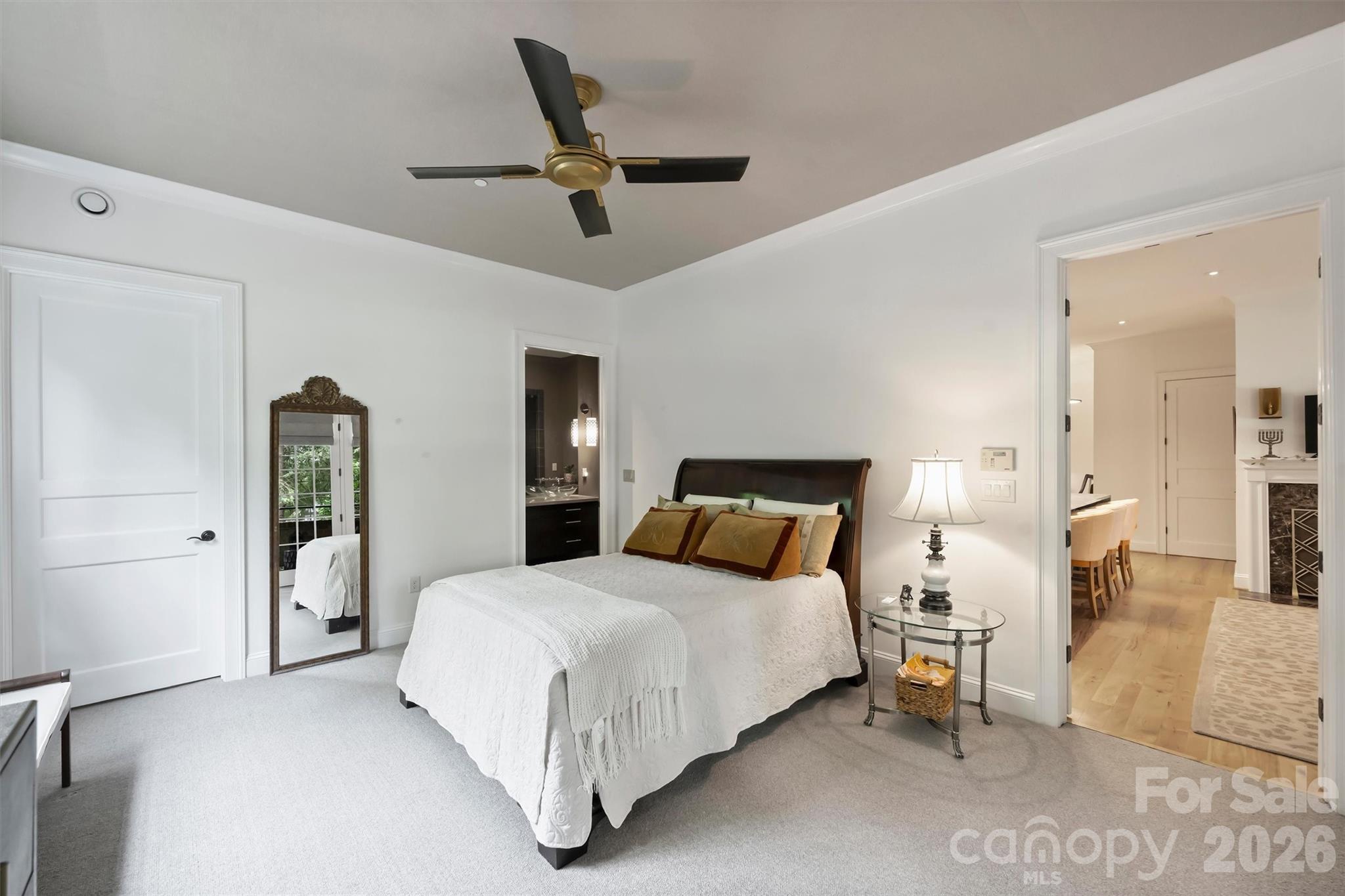 241 Queens Road — Charlotte