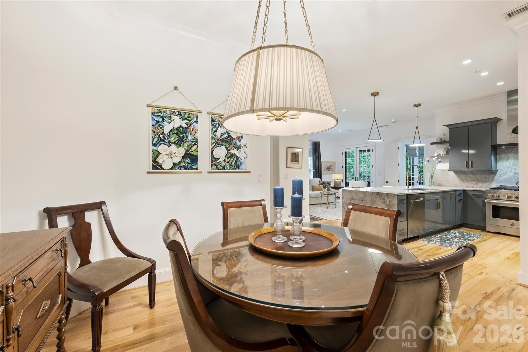 241 Queens Road — Charlotte