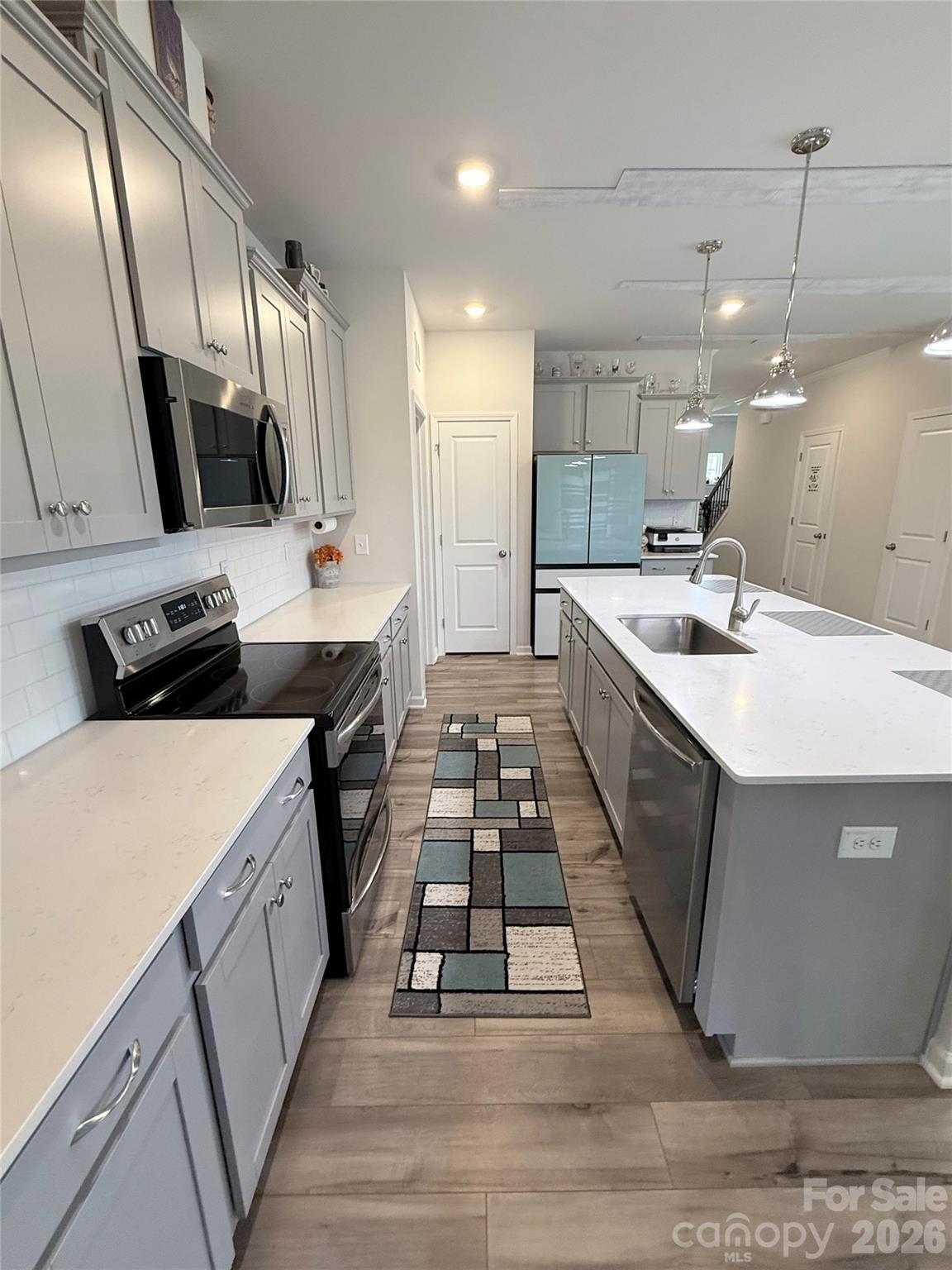 6499 Gopher Road — Lancaster