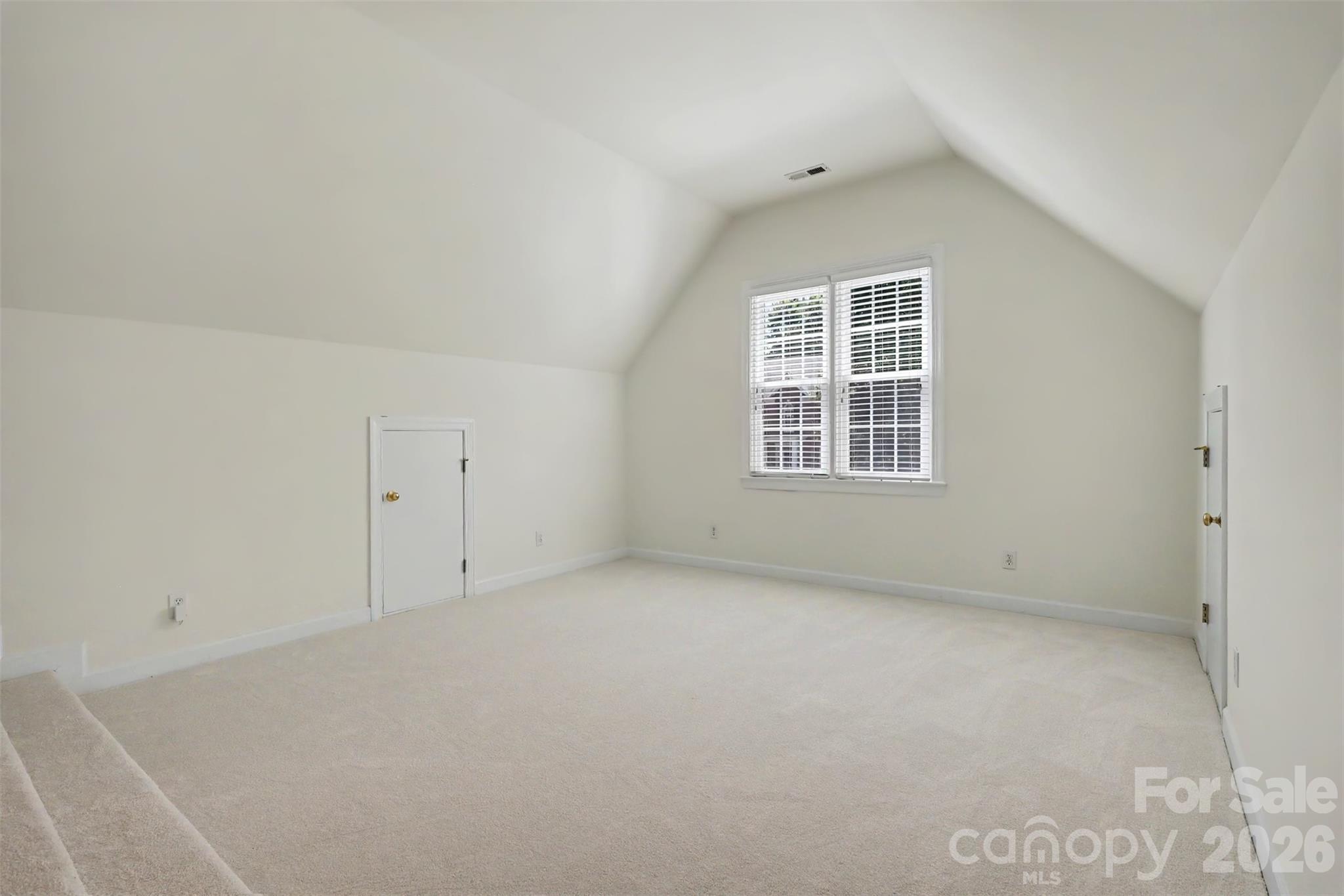 10110 Paradise Ridge Road — Charlotte