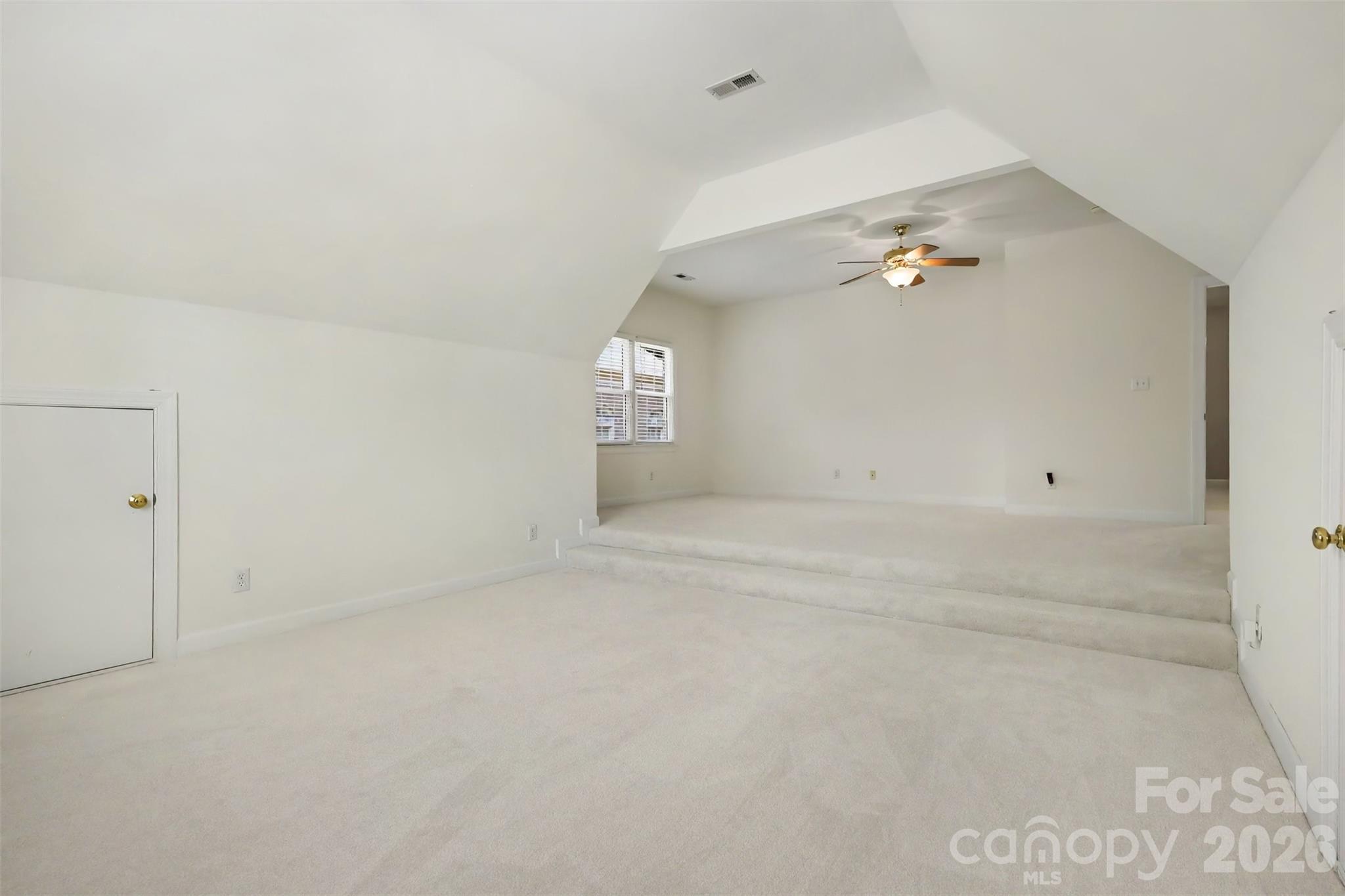 10110 Paradise Ridge Road — Charlotte
