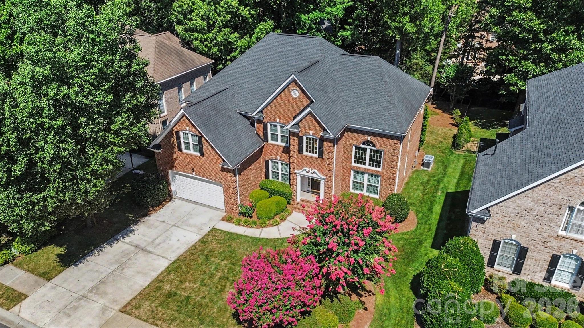 10110 Paradise Ridge Road — Charlotte